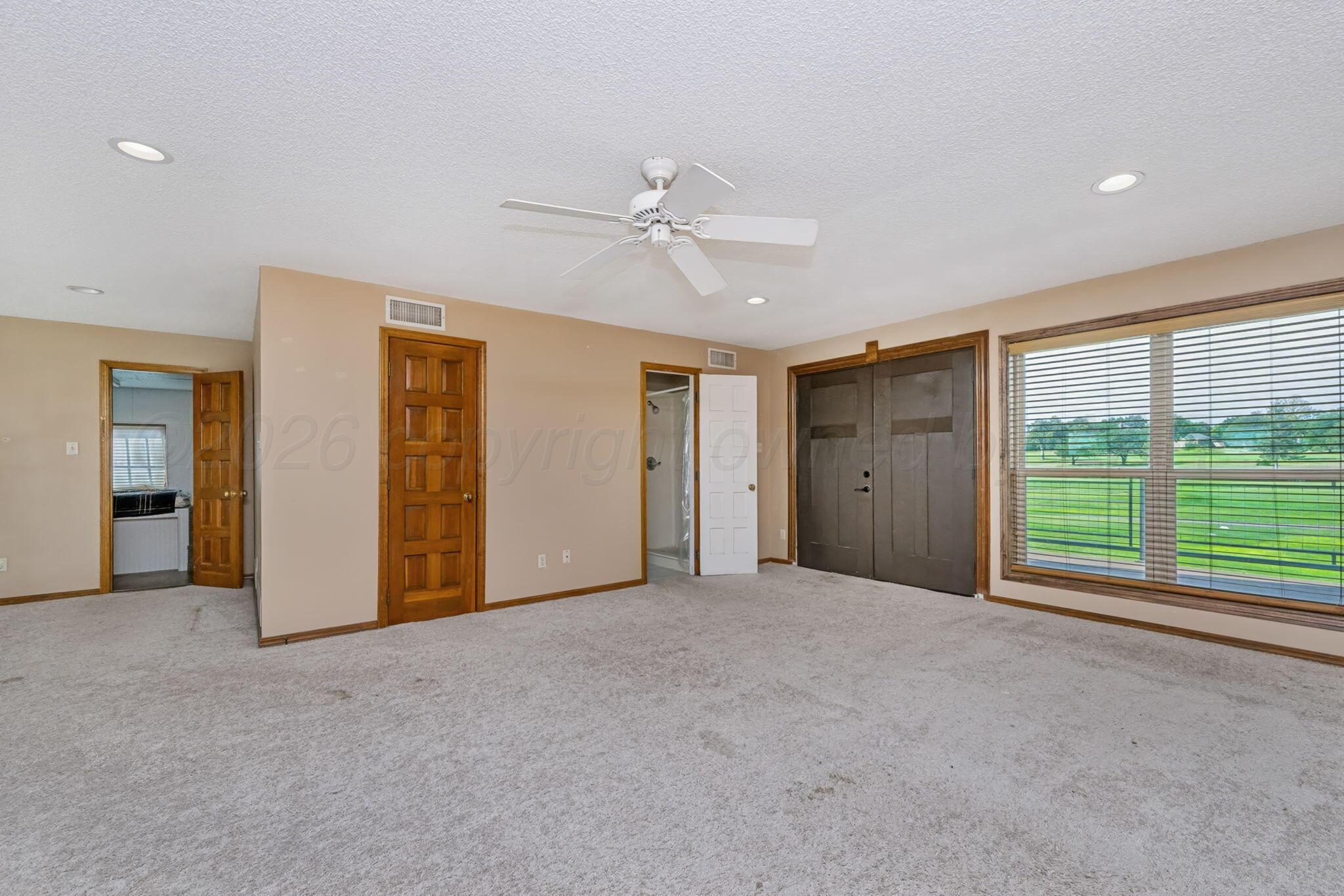 10 Didrickson Lane Property Photo 27