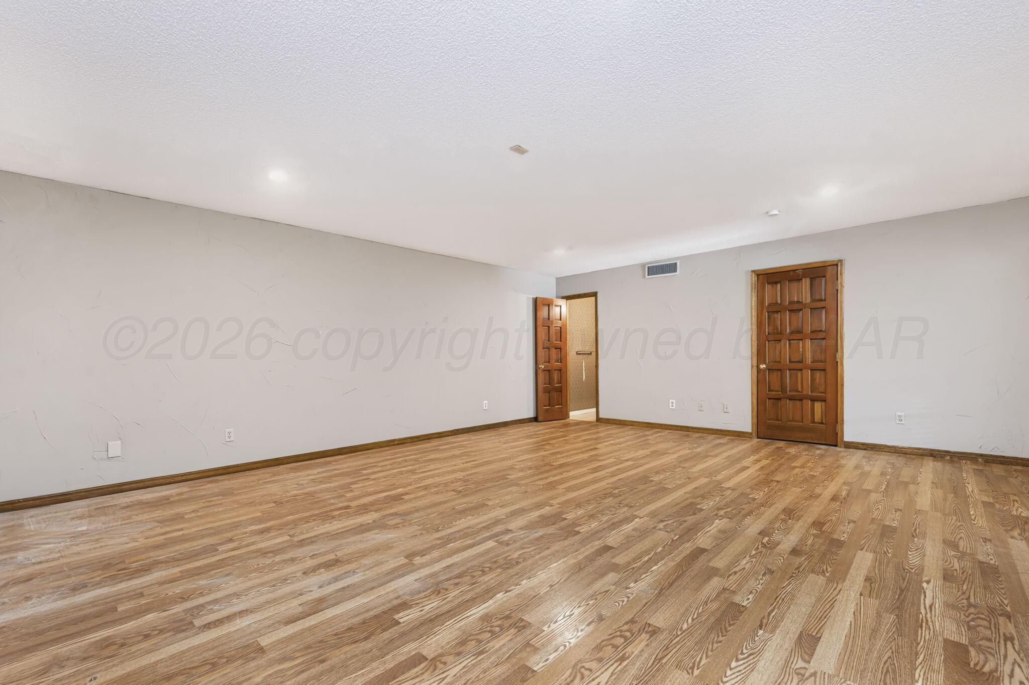 10 Didrickson Lane Property Photo 28