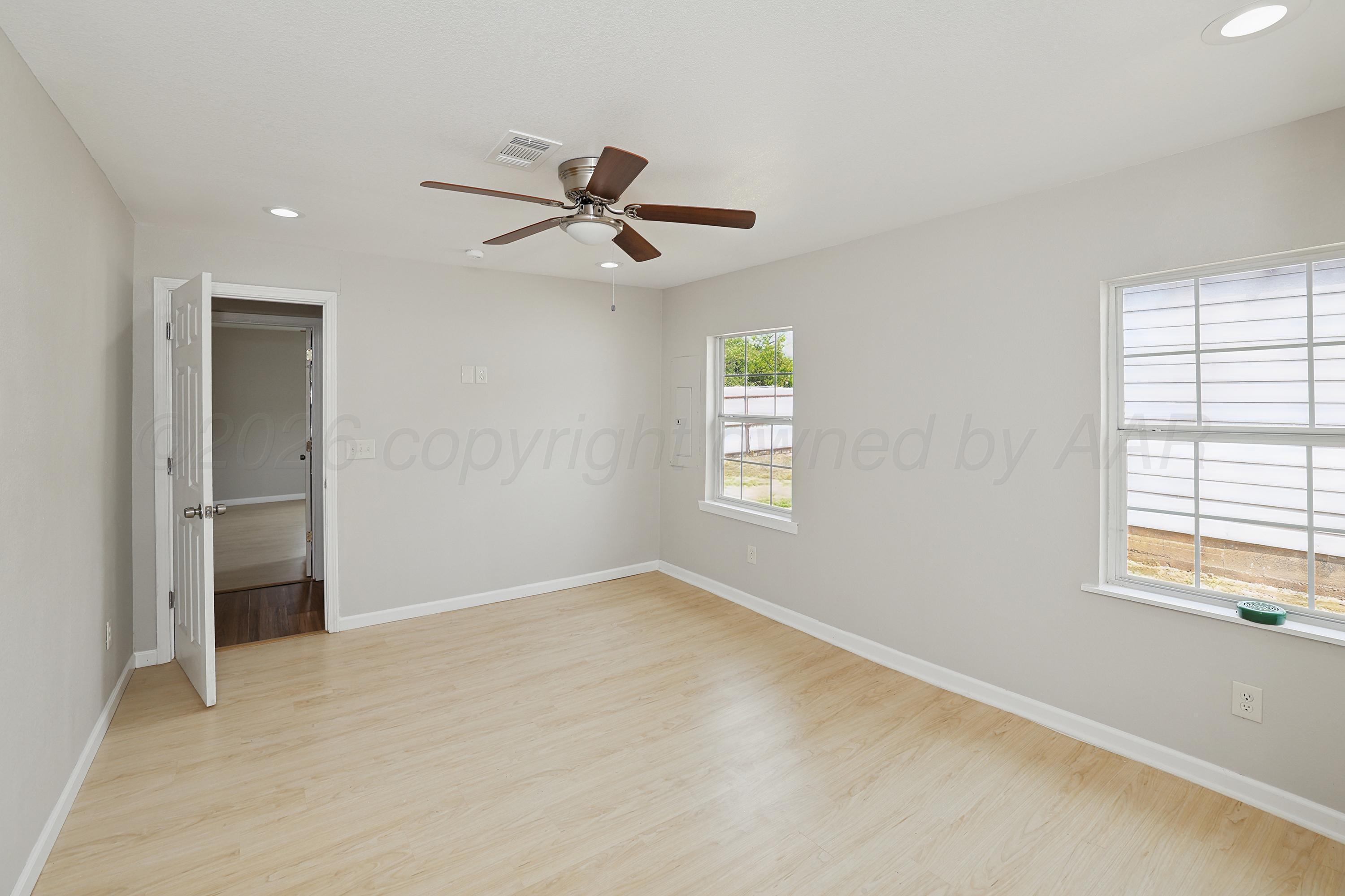 310 N Virginia Street Property Photo 9