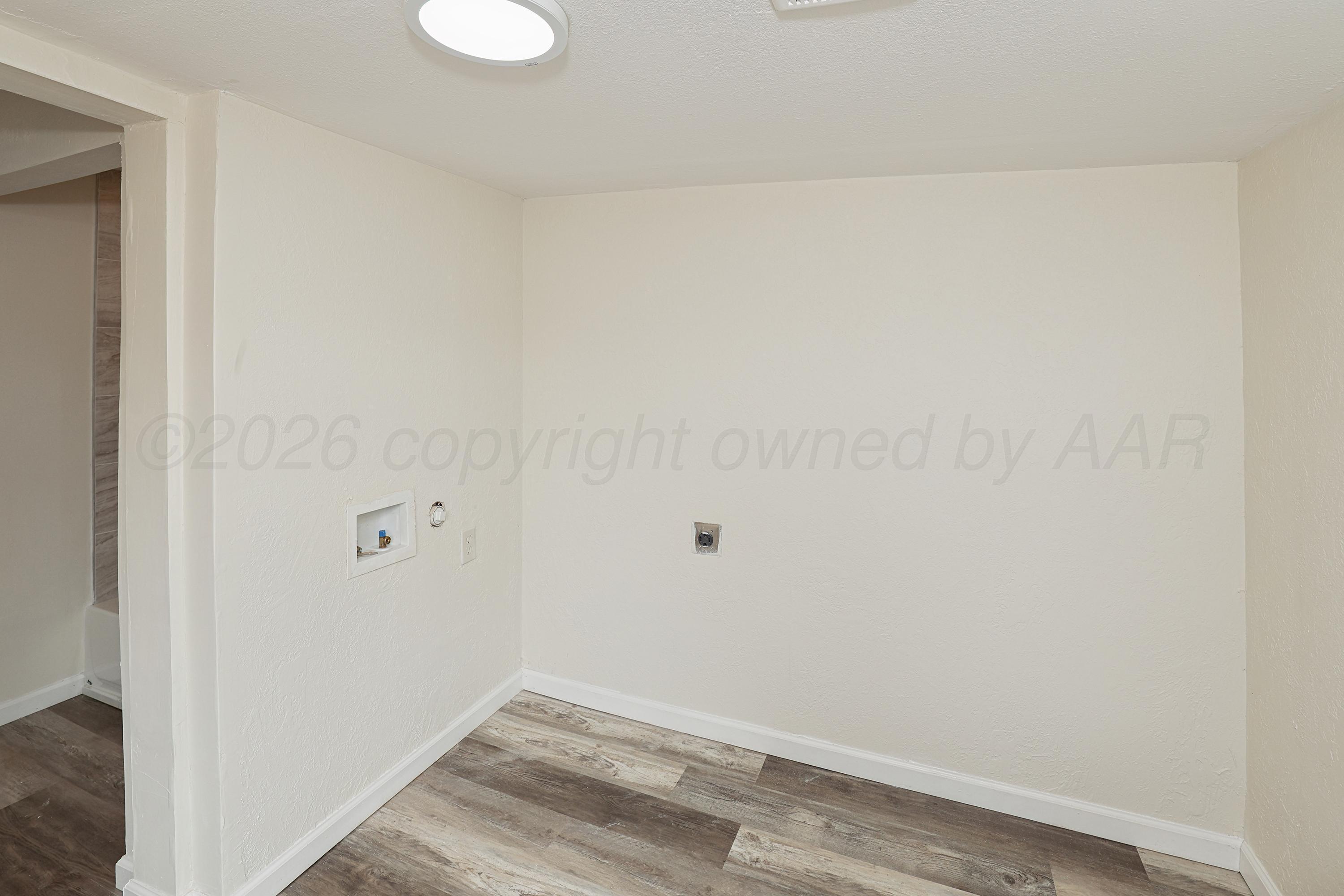 310 N Virginia Street Property Photo 24