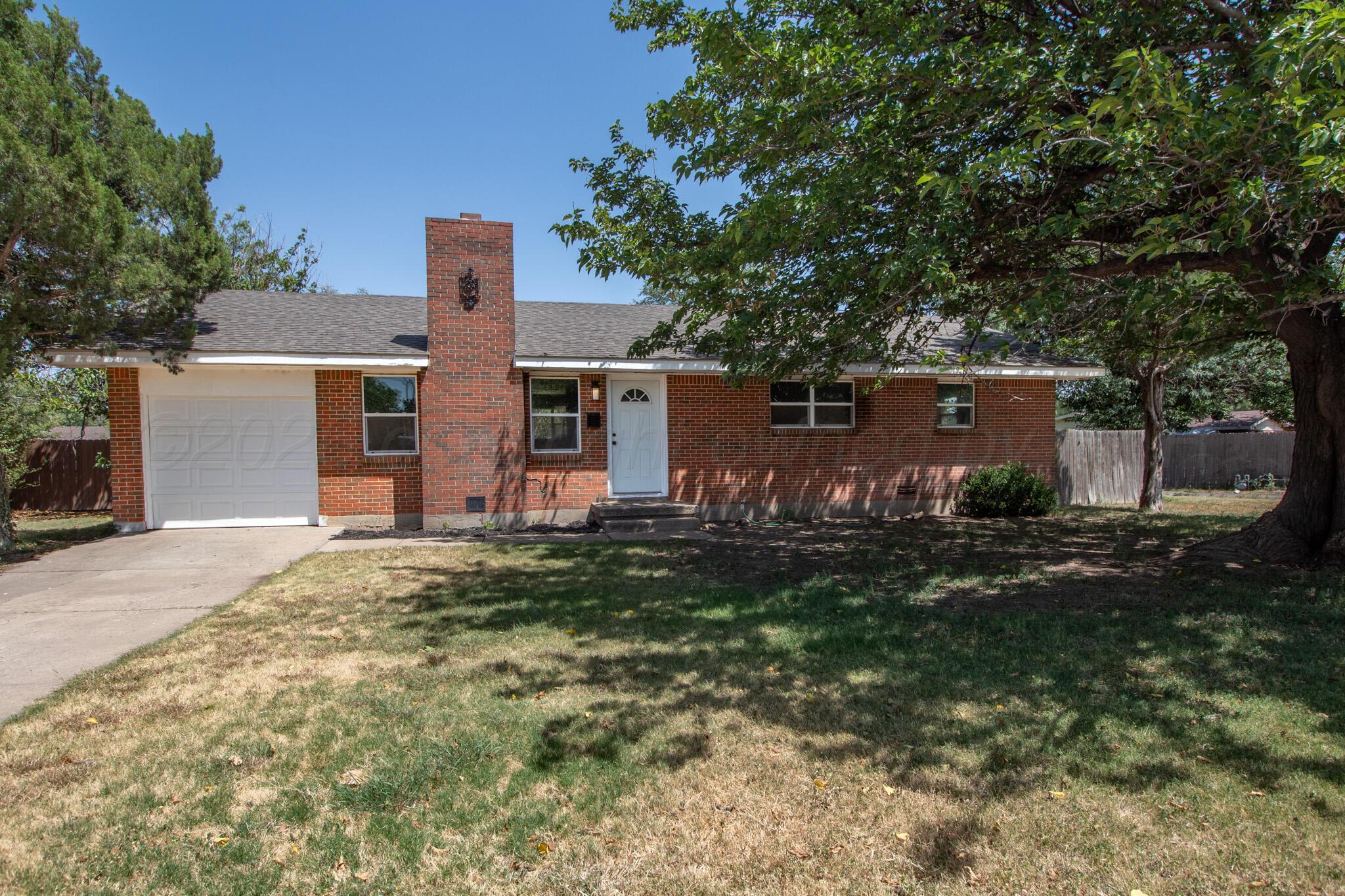 1323 Smiley Street Property Photo 1