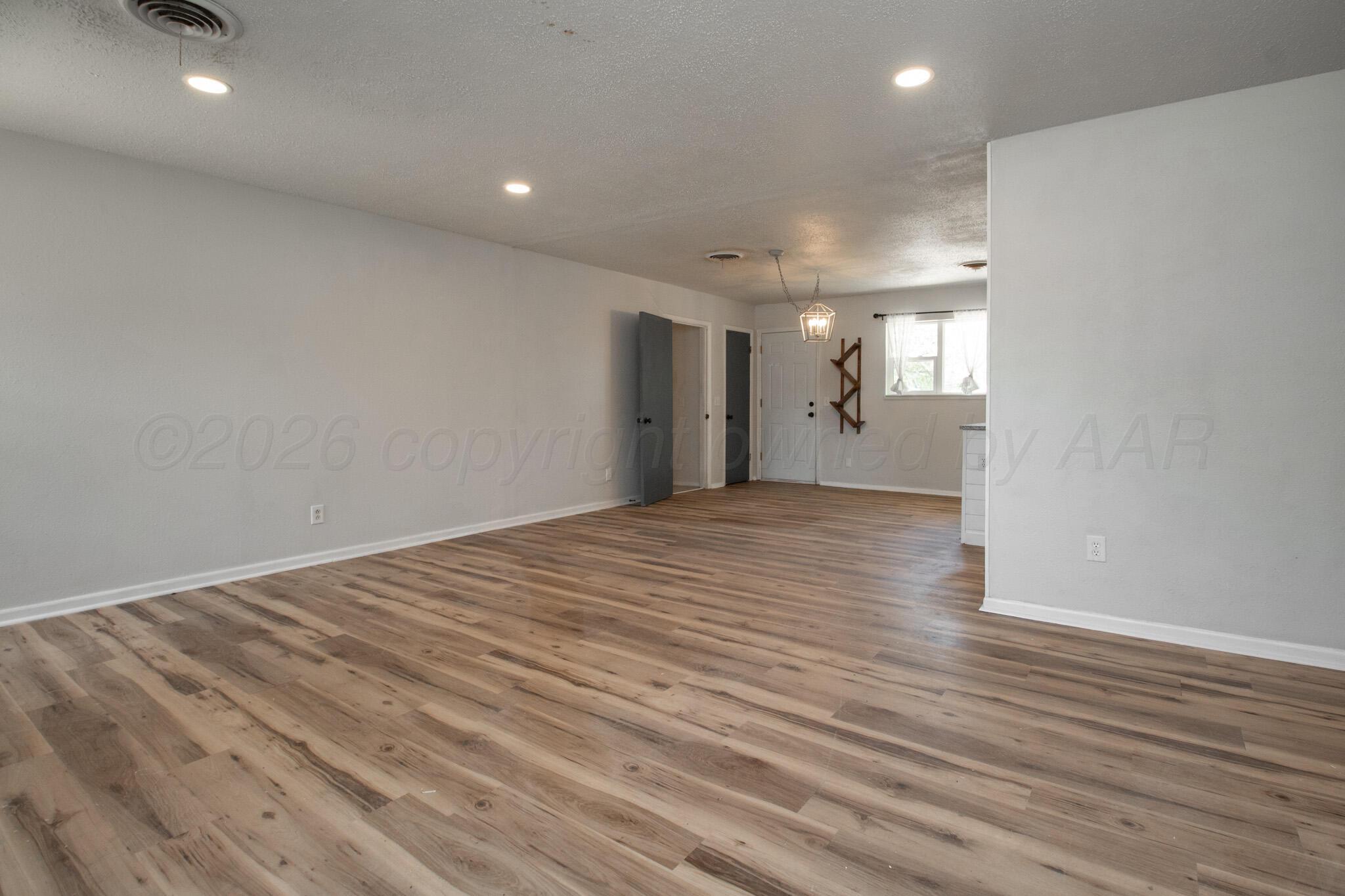 1323 Smiley Street Property Photo 3