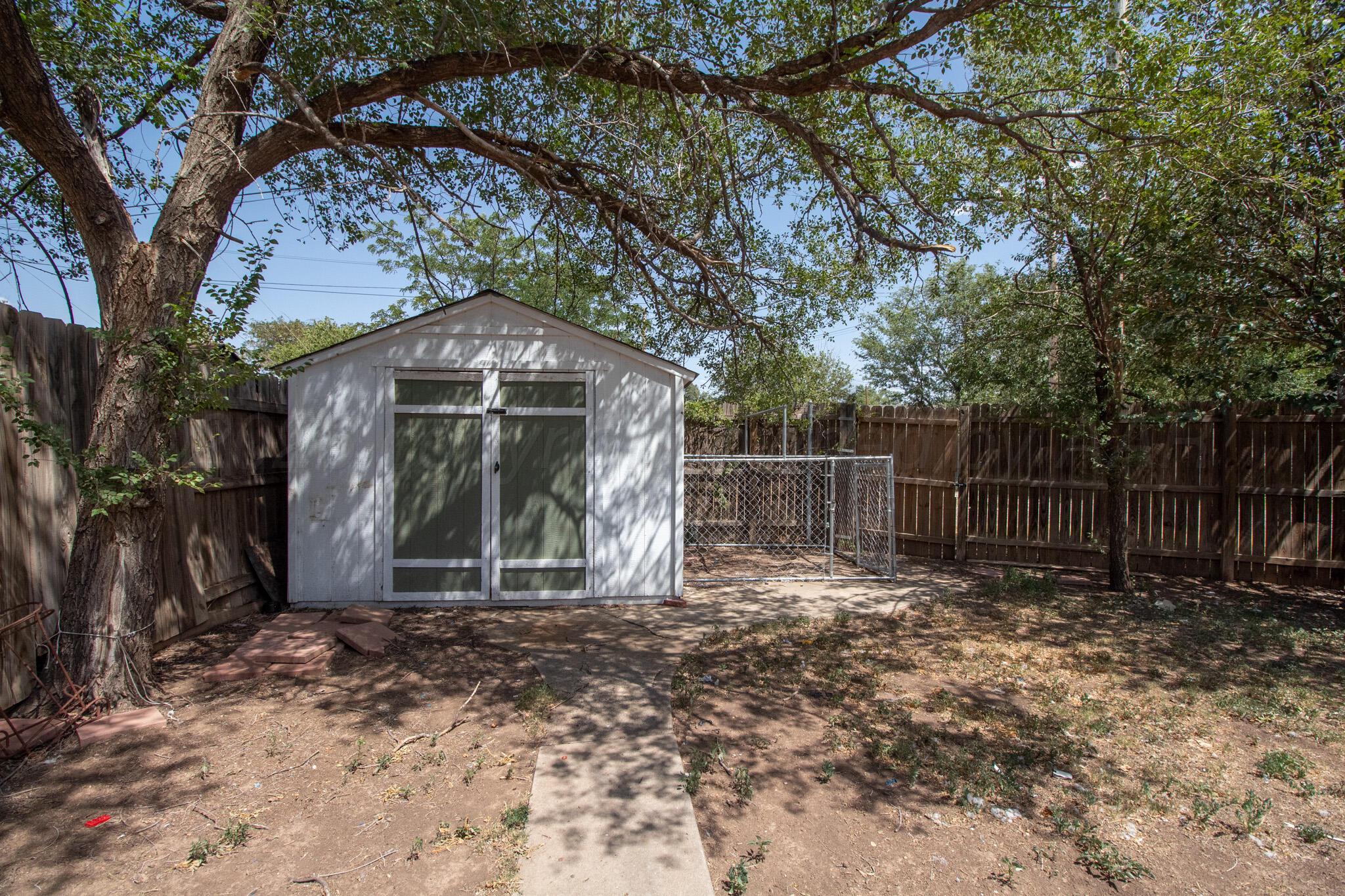 1323 Smiley Street Property Photo 17