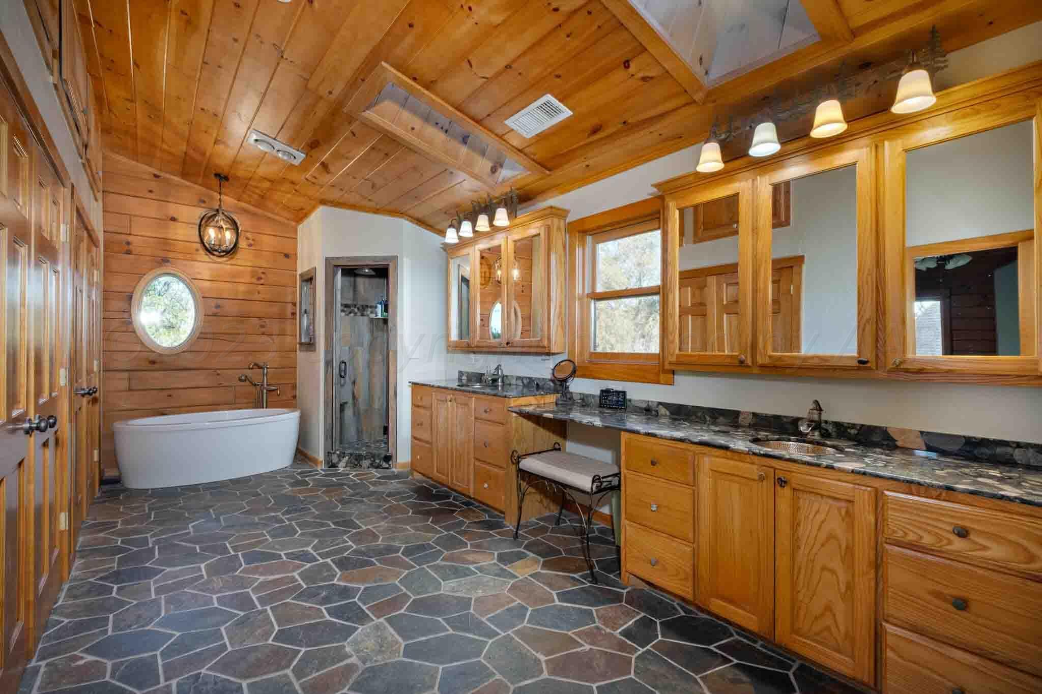 21401 Hope Rd. ±340ac Property Photo 45