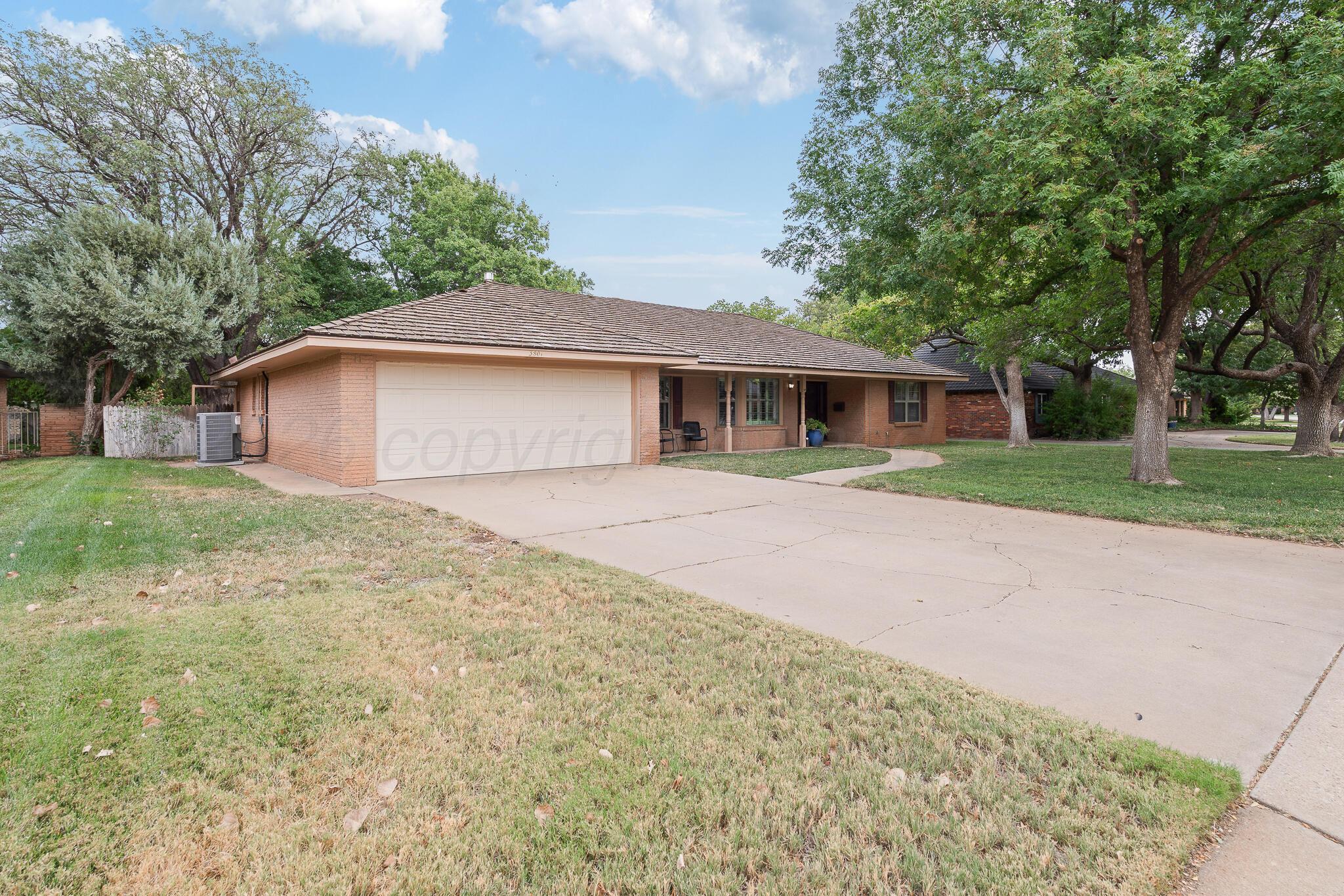 3801 Carlton Drive Property Photo 3