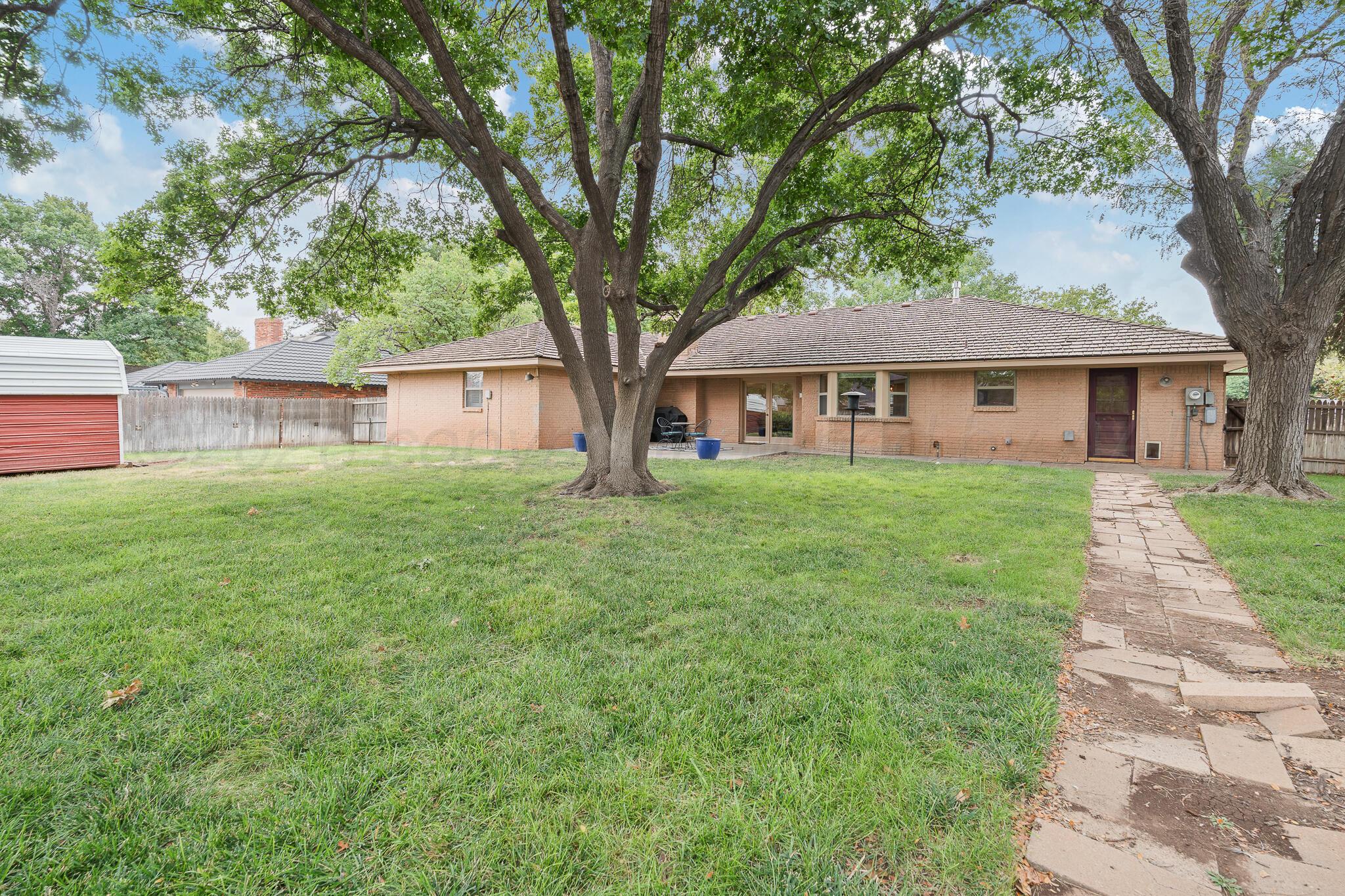 3801 Carlton Drive Property Photo 5