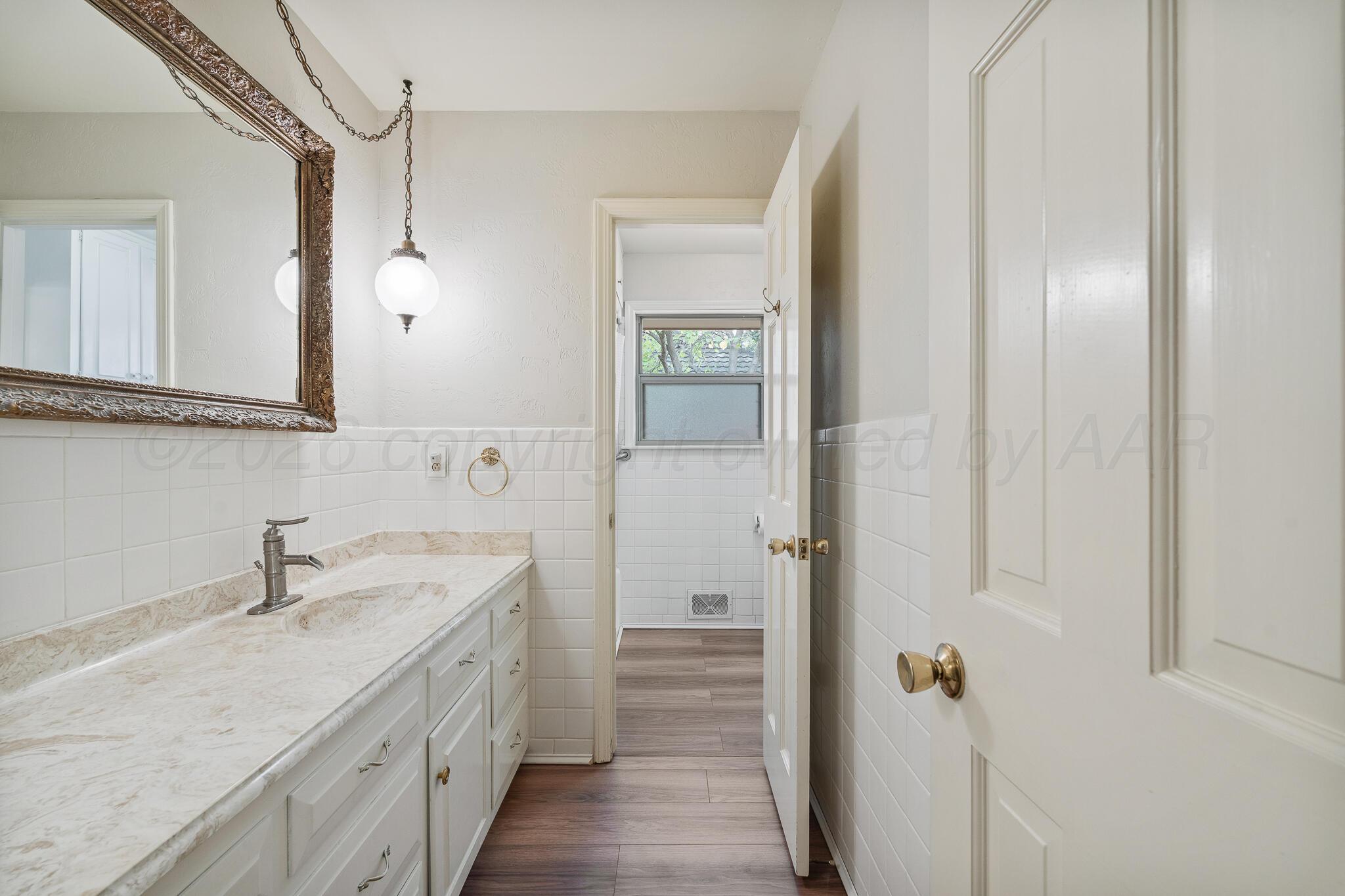 3801 Carlton Drive Property Photo 25