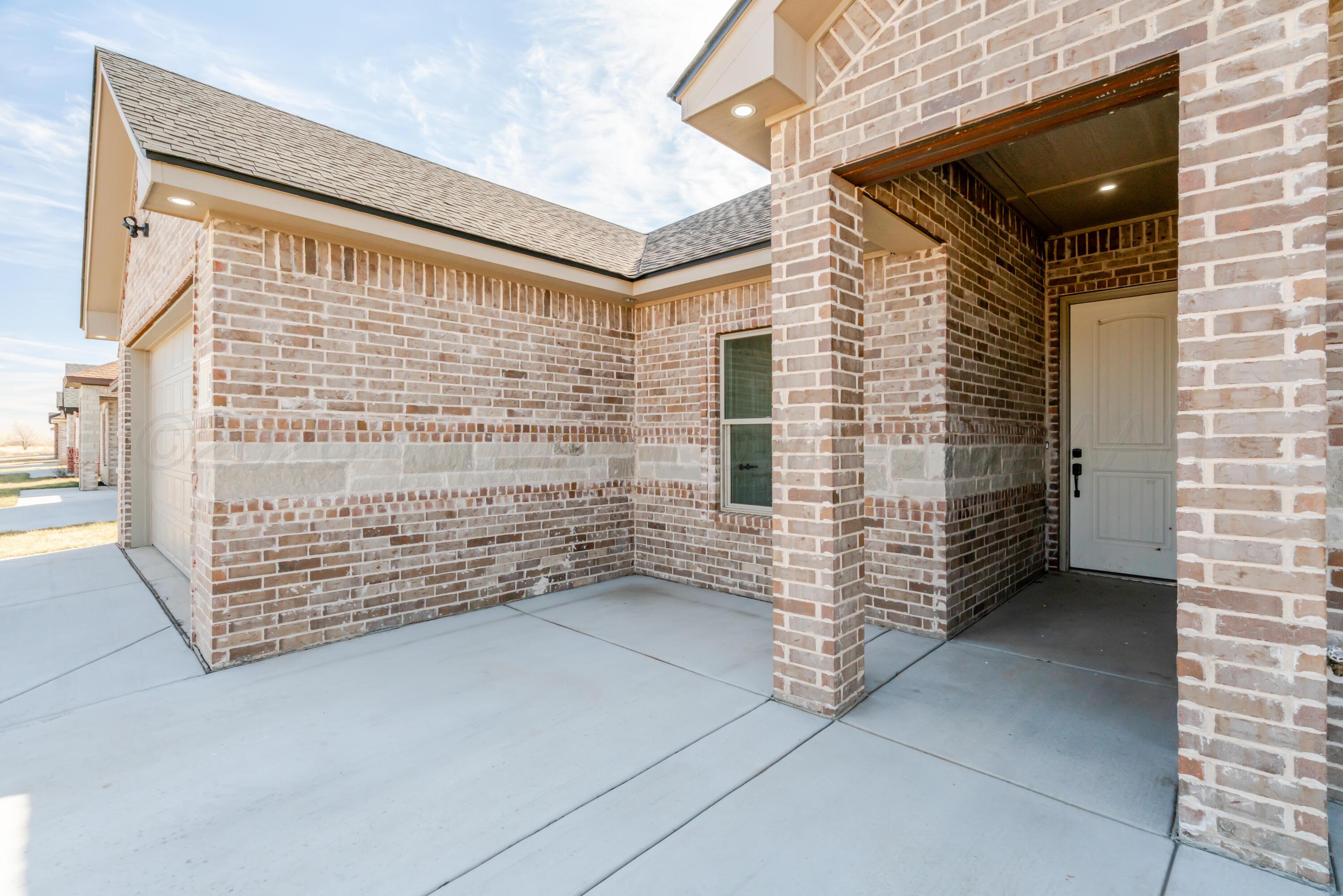 1714 Northridge Street Property Photo 2