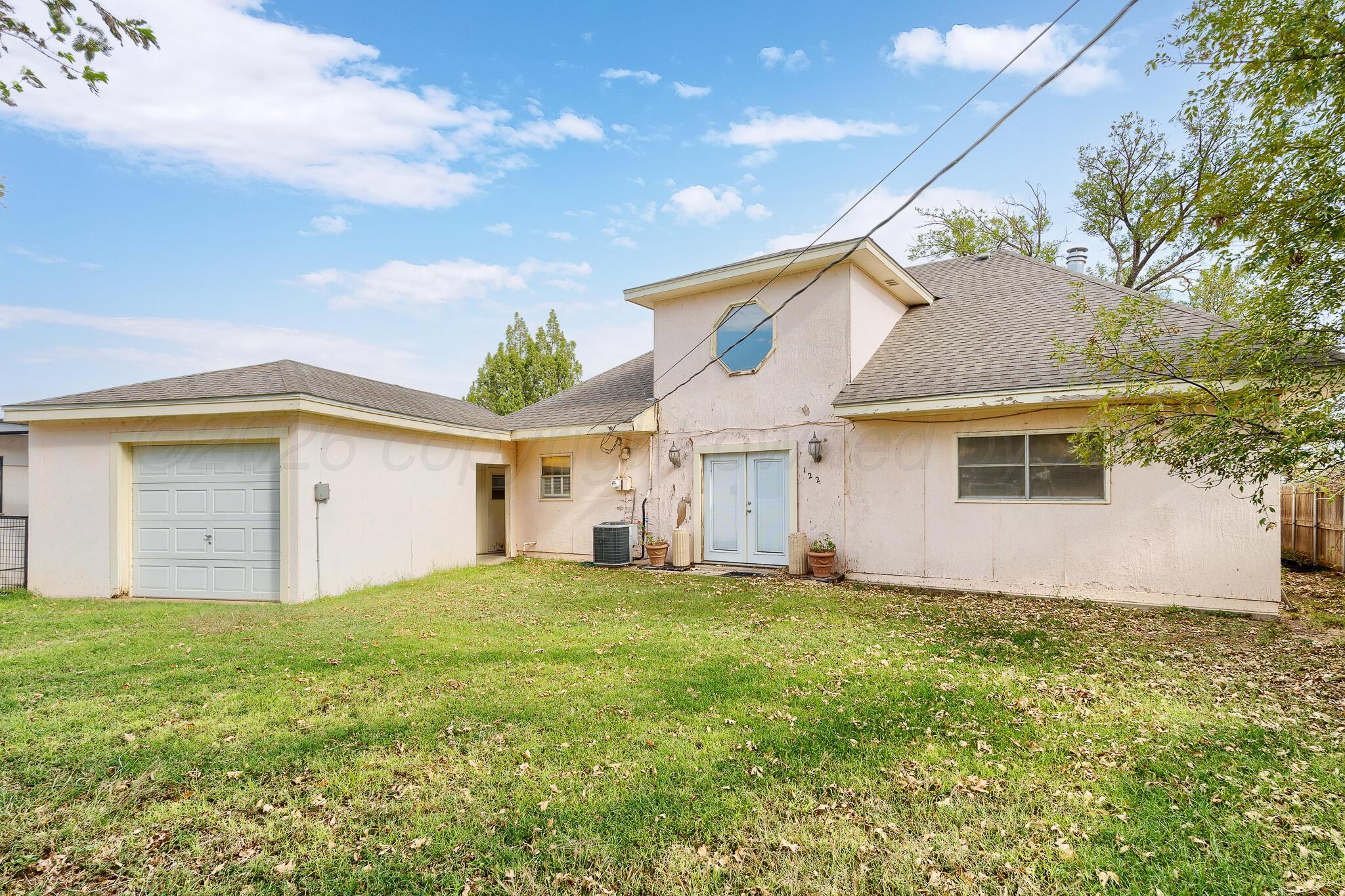 122 Dolphin Terrace Property Photo 4