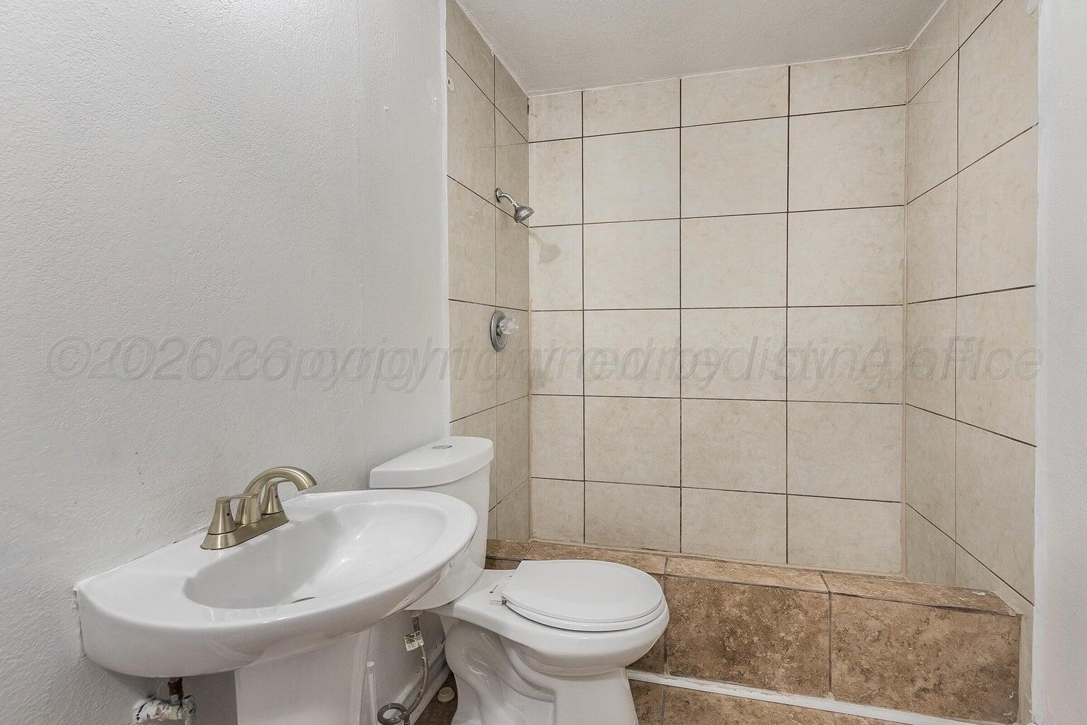 420 N Nelson Street Property Photo 10