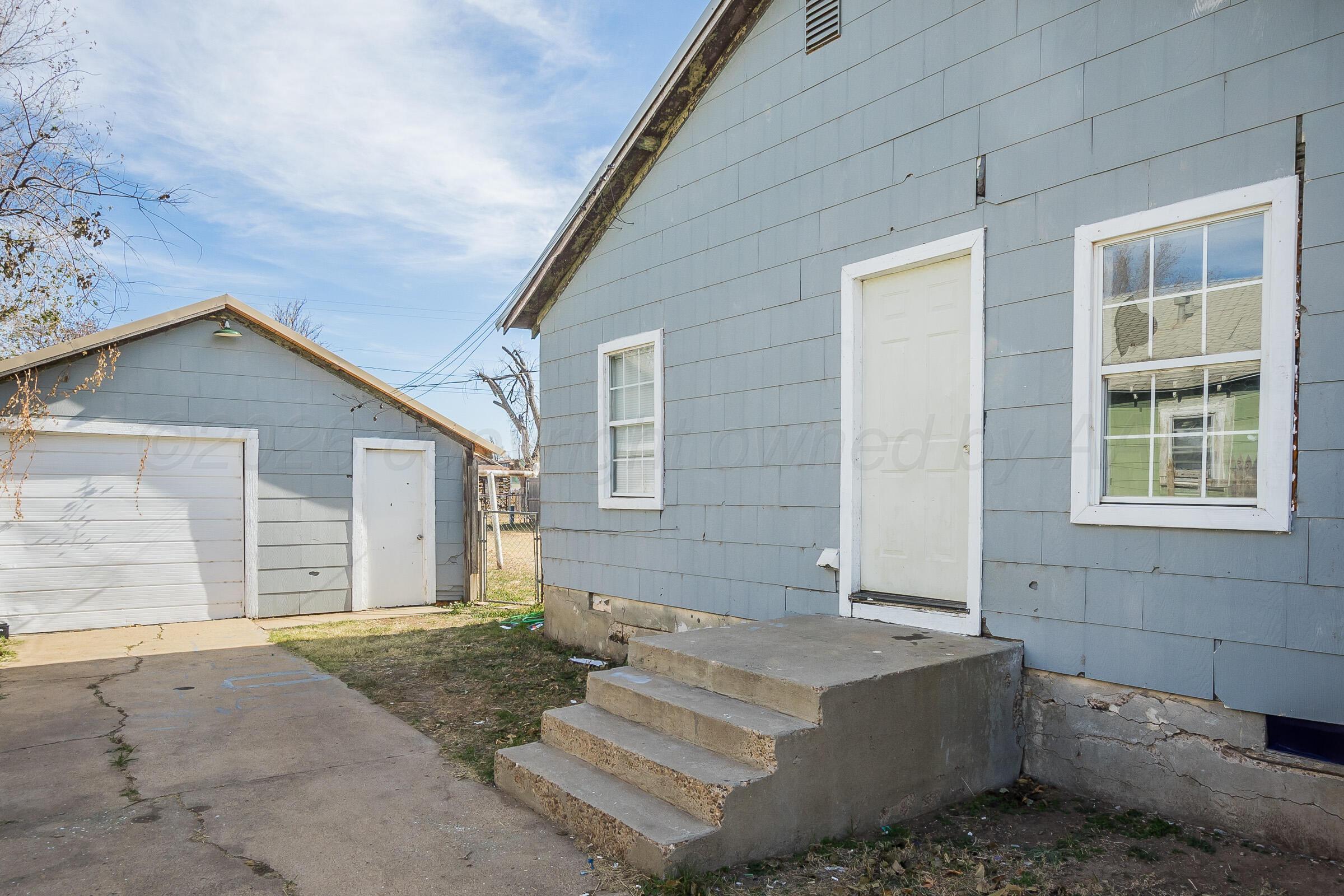 420 N Nelson Street Property Photo 12