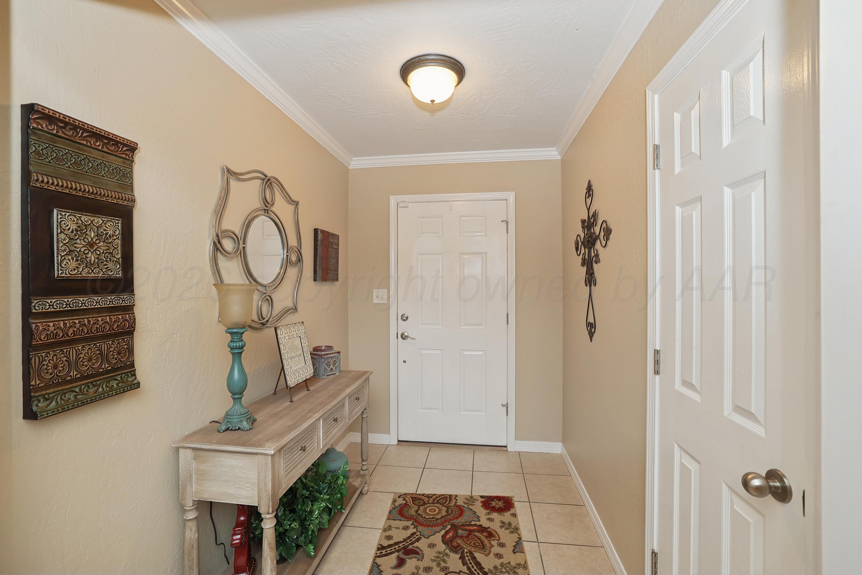1419 Charles Avenue Property Photo 2