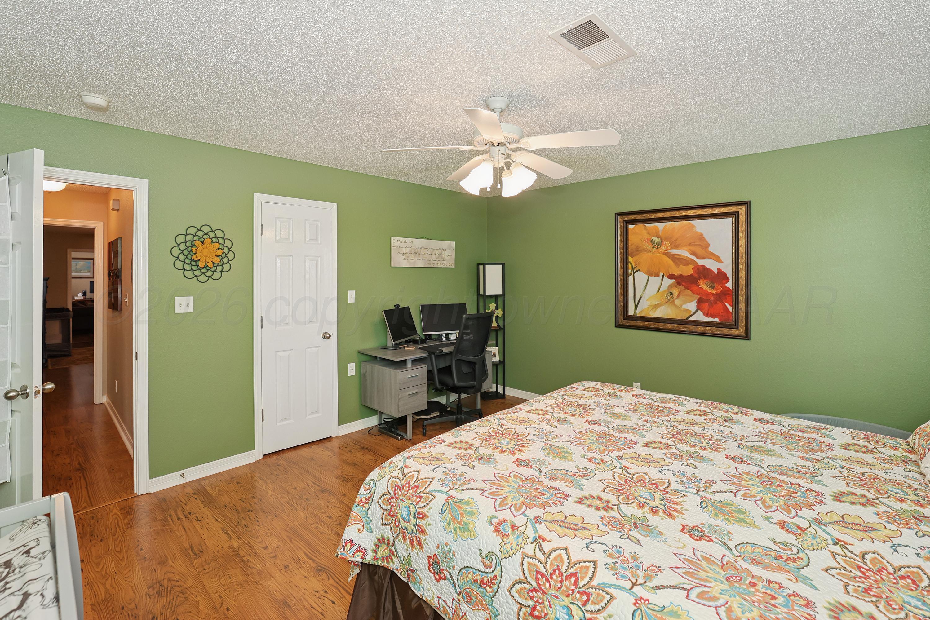 1419 Charles Avenue Property Photo 18