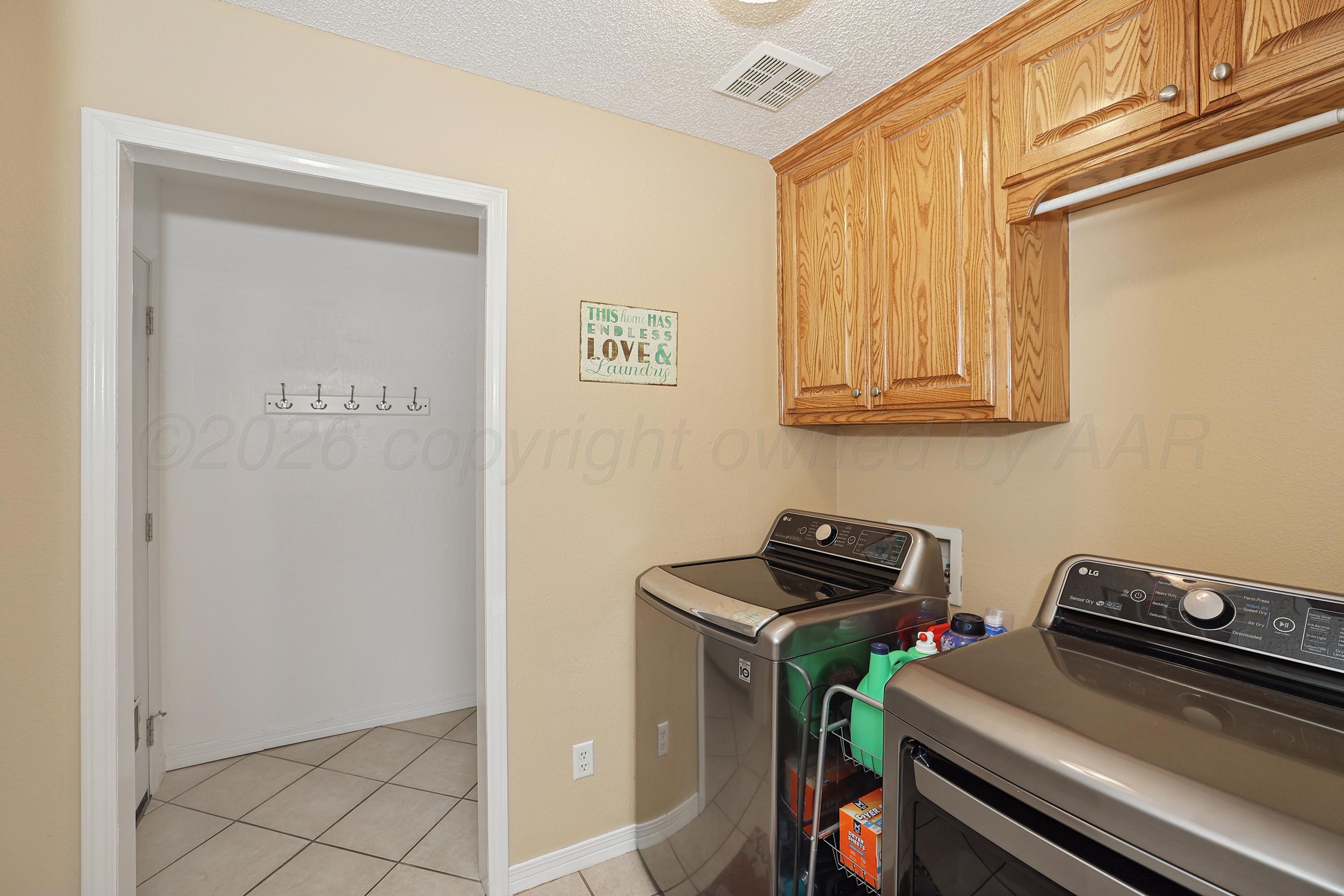1419 Charles Avenue Property Photo 24