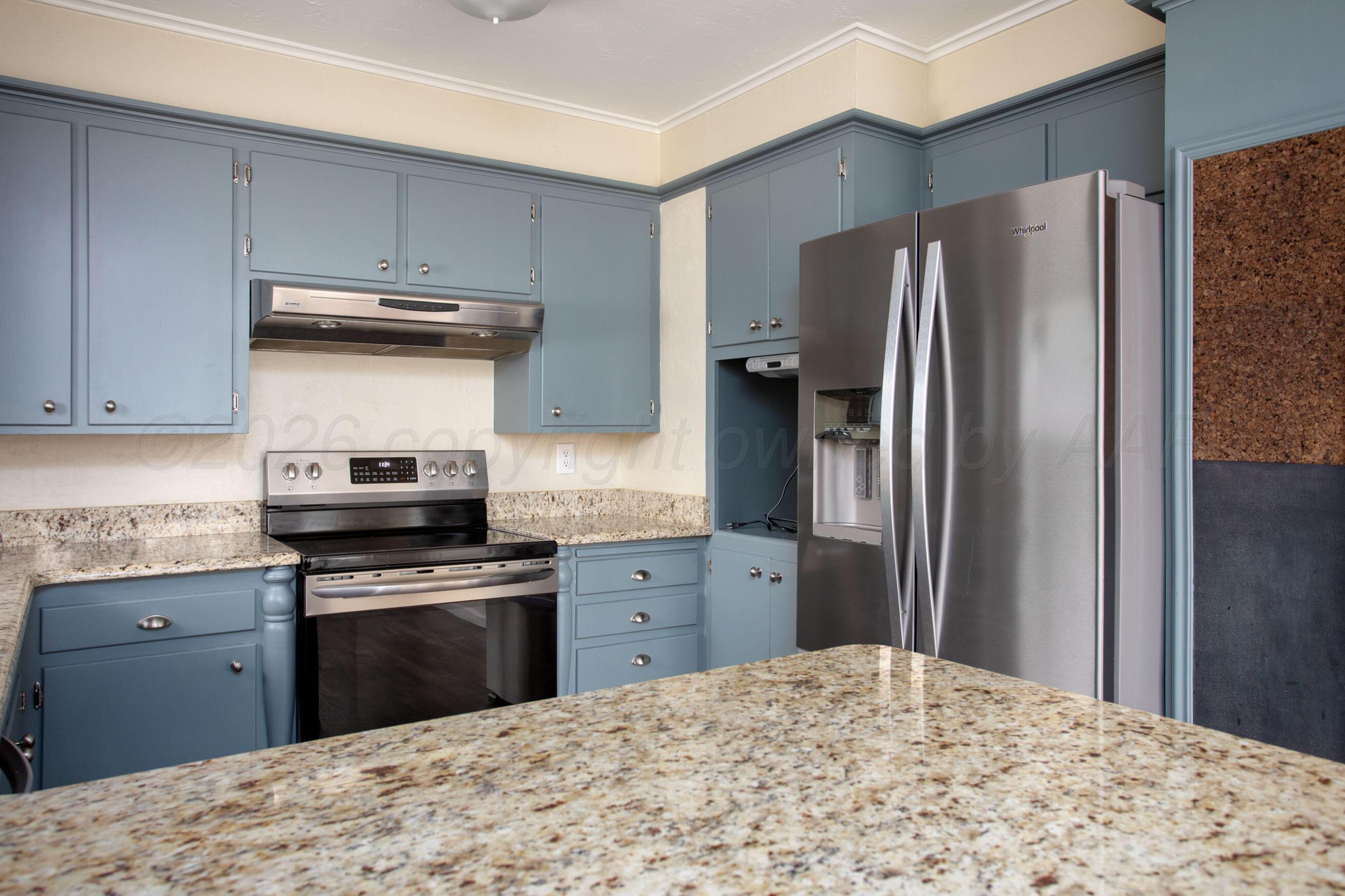 6717 Adirondack Trail Property Photo 6