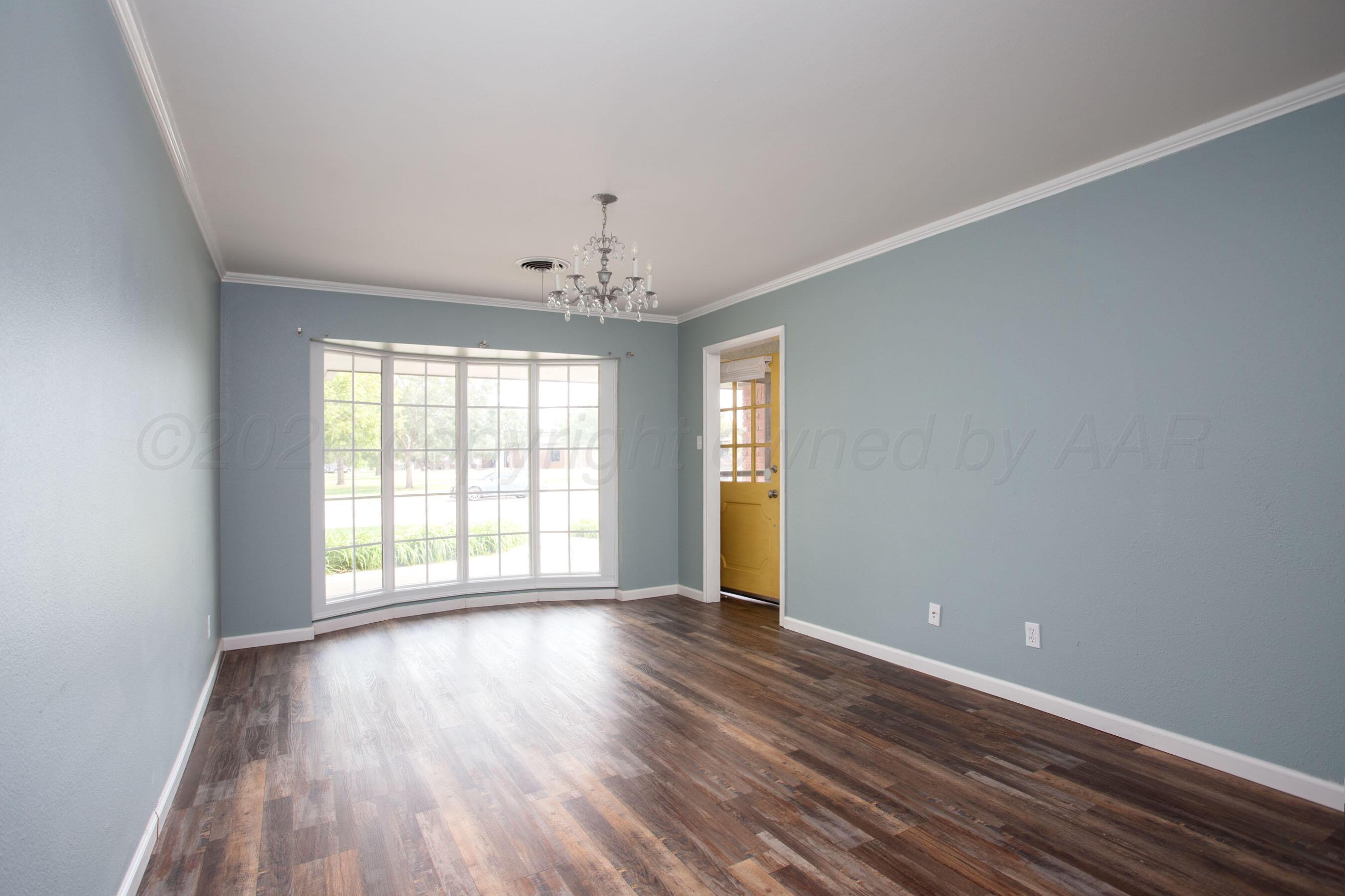 6717 Adirondack Trail Property Photo 11