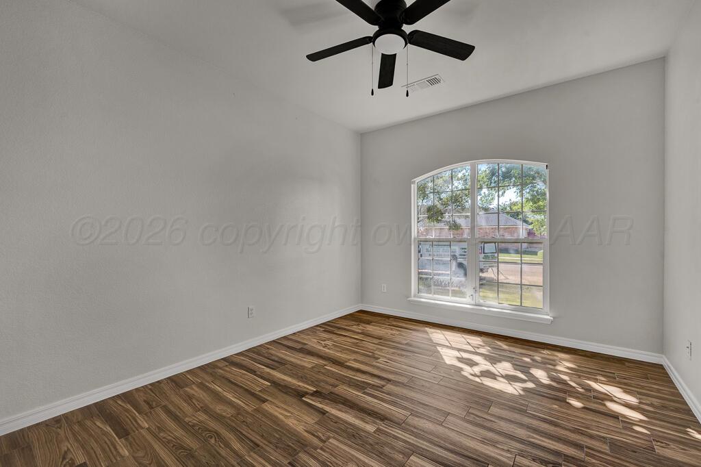 9212 Perry Avenue Property Photo 18