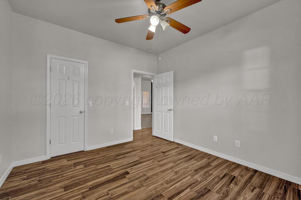 9212 Perry Avenue Property Photo 20