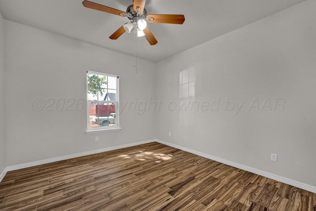 9212 Perry Avenue Property Photo 21