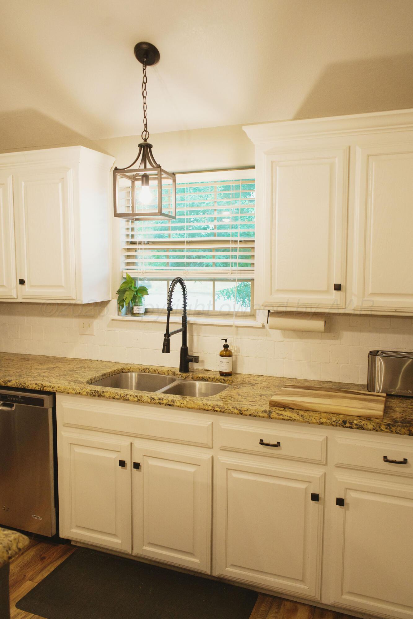 6413 Academy Drive Property Photo 16