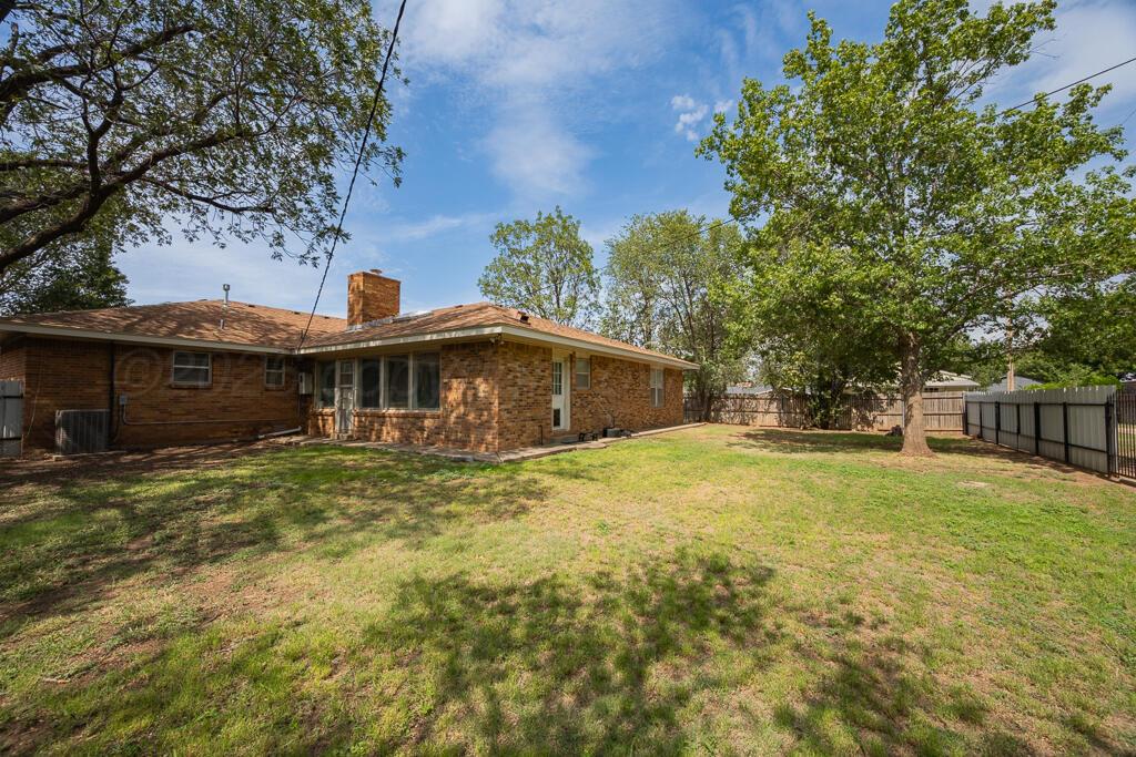 203 Western Street Property Photo 32