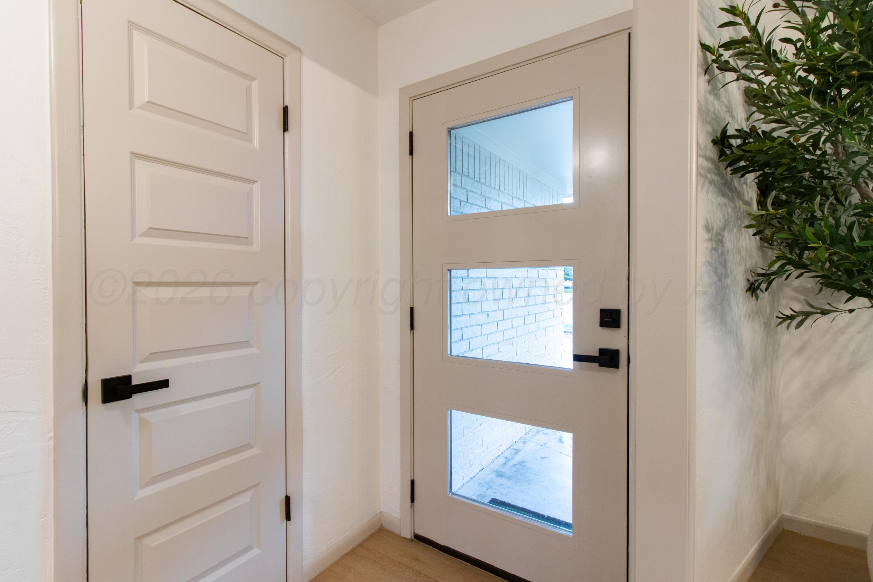 3410 Danbury Drive Property Photo 2