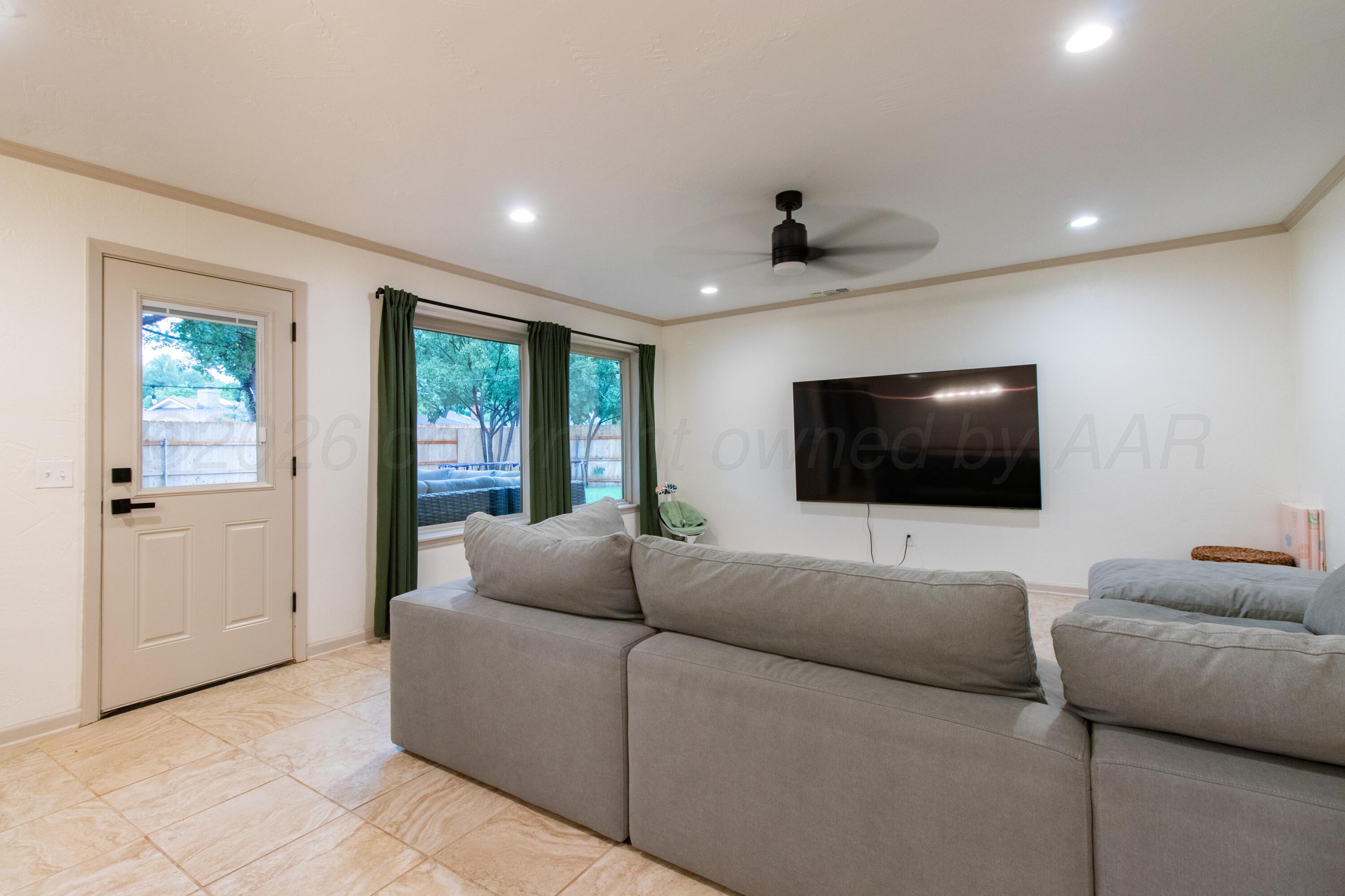 3410 Danbury Drive Property Photo 12