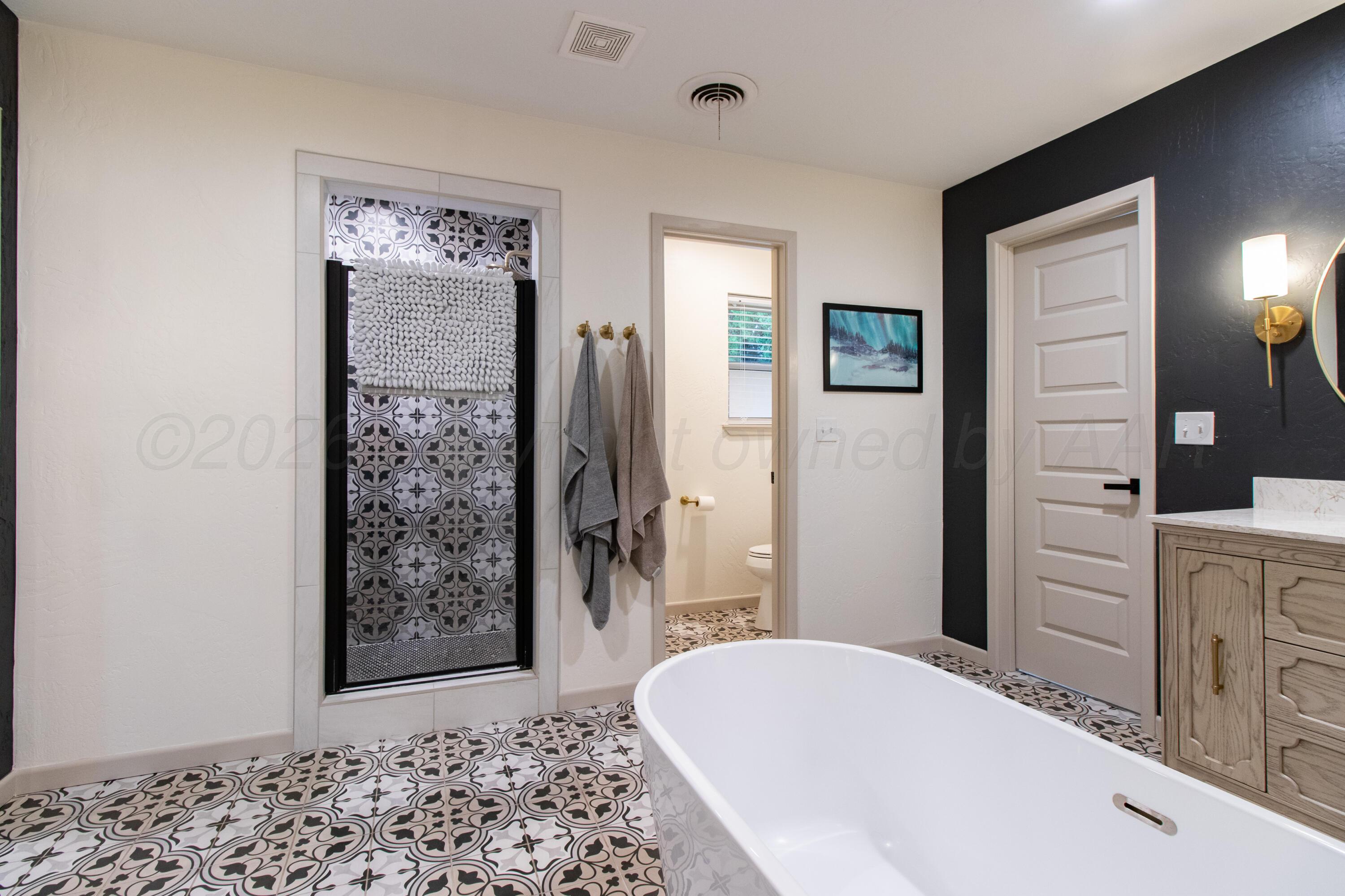 3410 Danbury Drive Property Photo 17