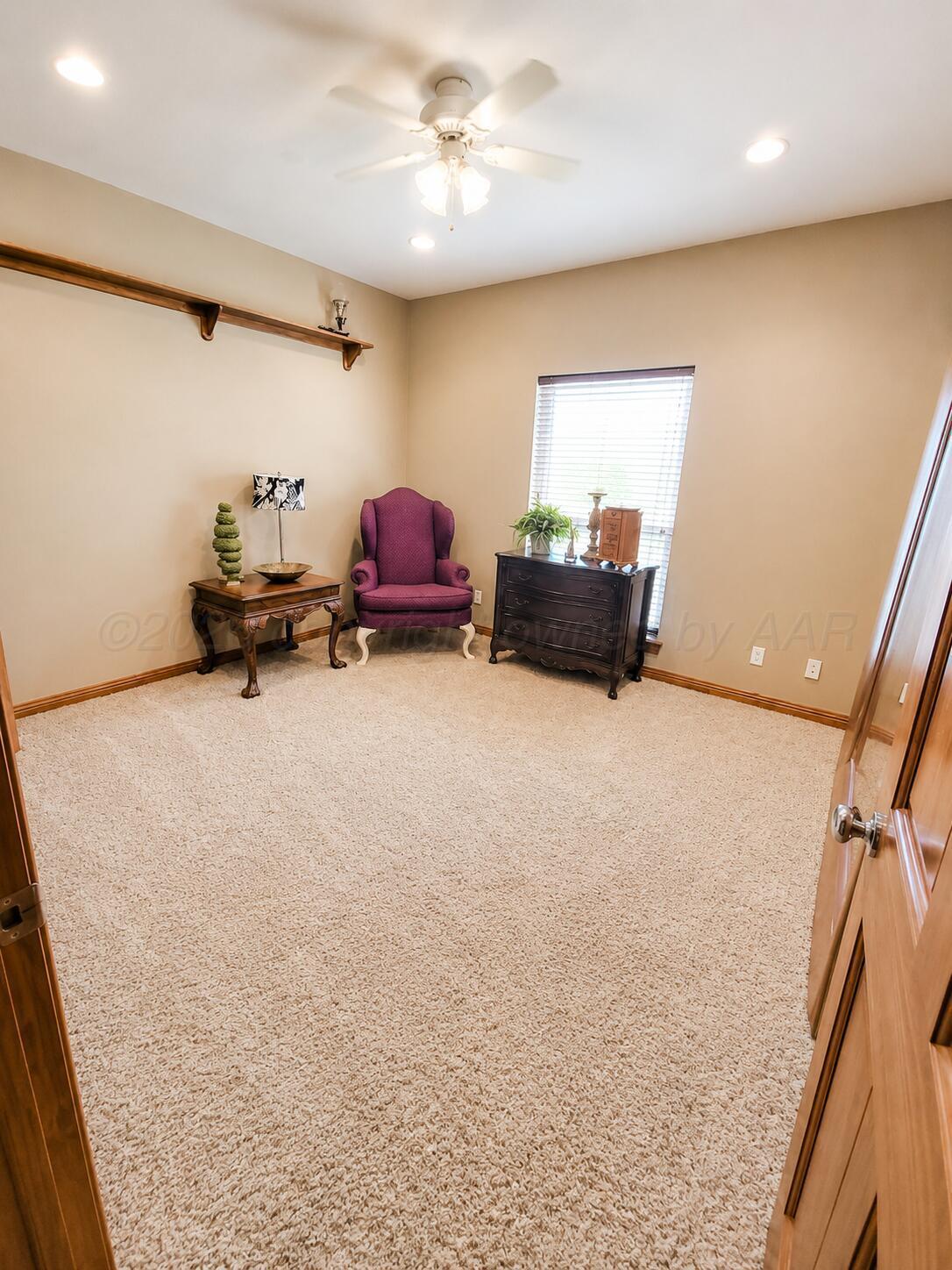 14355 Se Loop 143 Property Photo 15