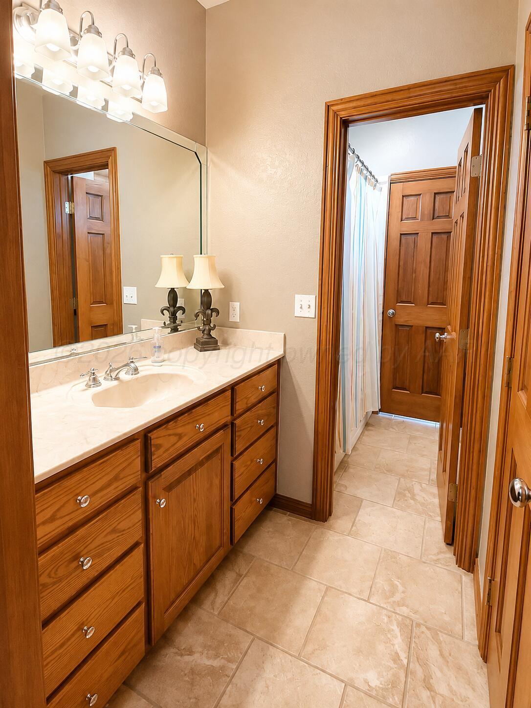 14355 Se Loop 143 Property Photo 16