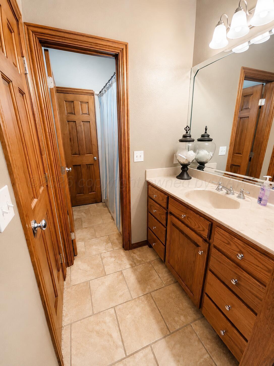 14355 Se Loop 143 Property Photo 17