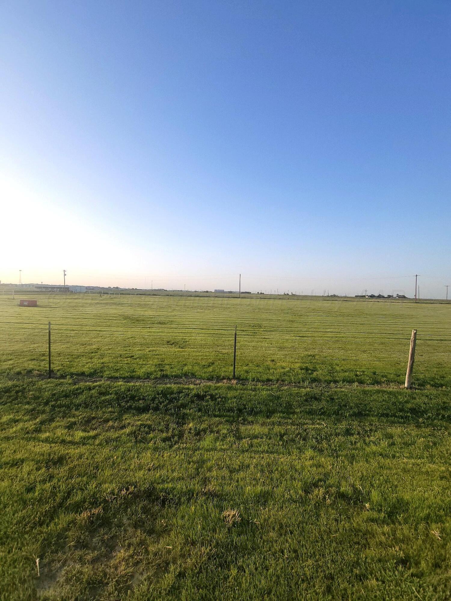 14355 Se Loop 143 Property Photo 32