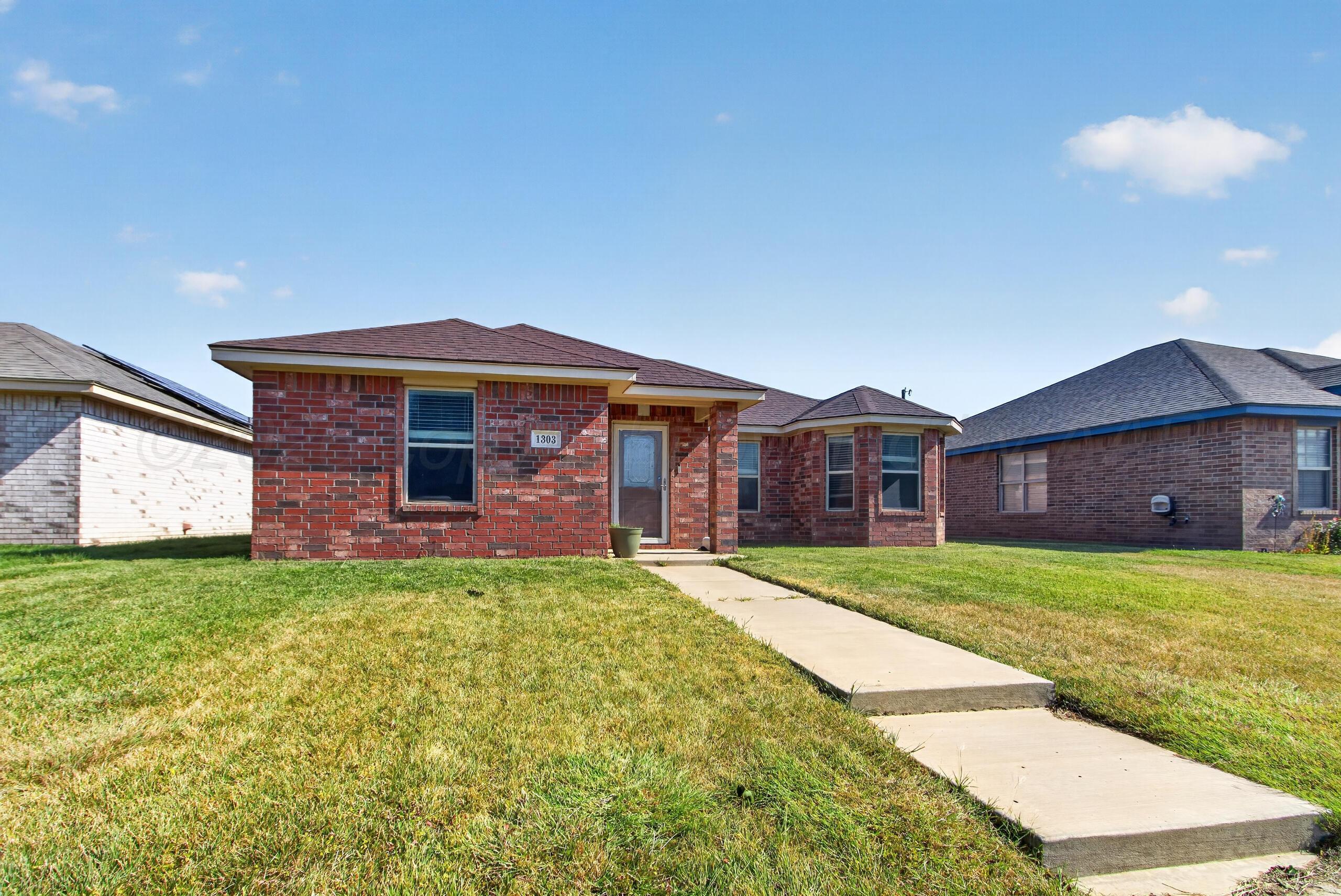 1303 Fox Terrier Avenue Property Photo 5