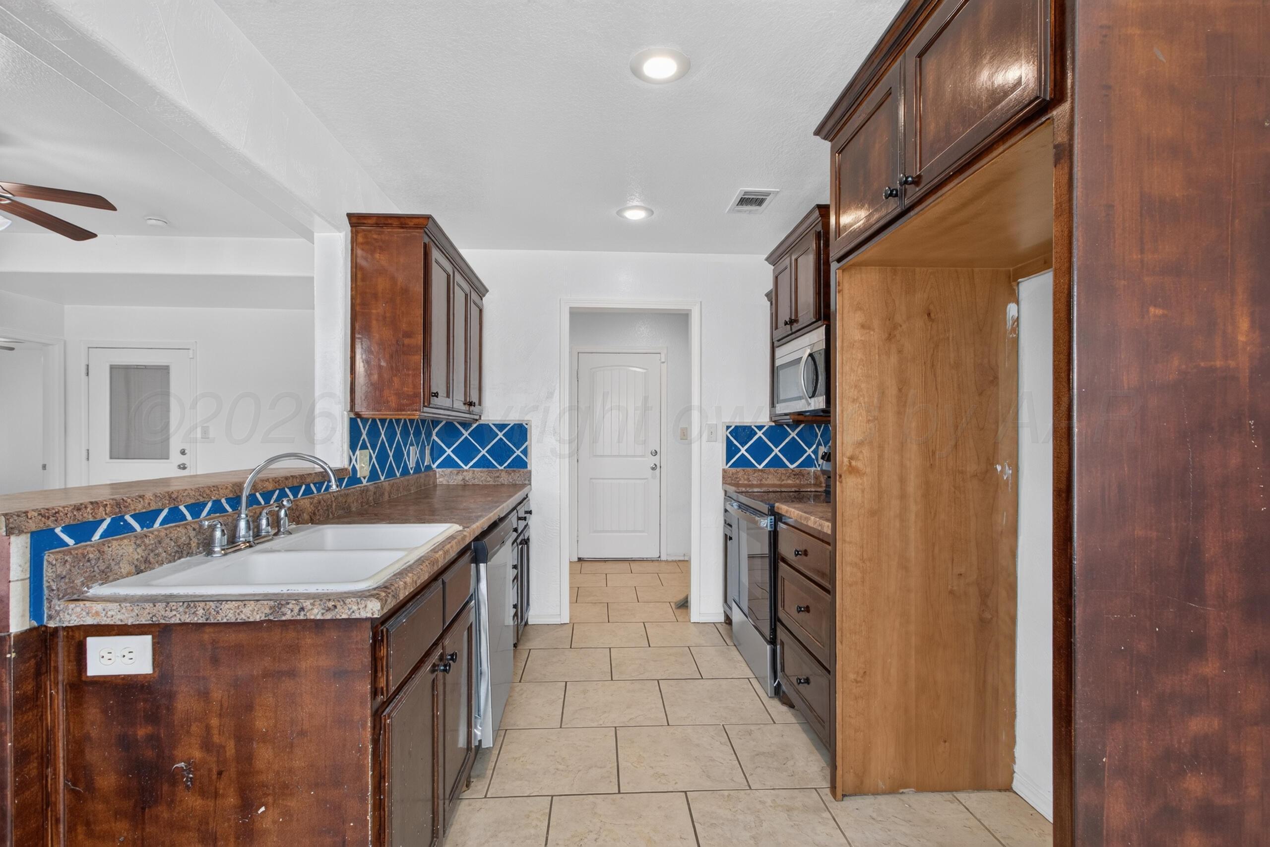 1303 Fox Terrier Avenue Property Photo 13