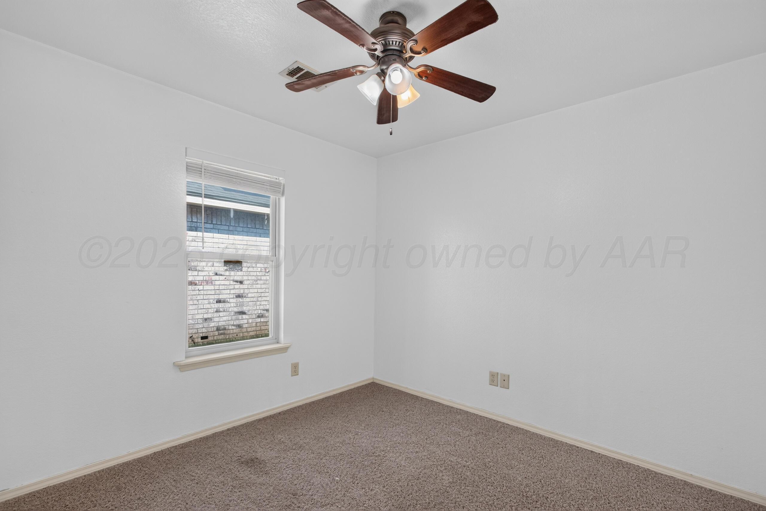 1303 Fox Terrier Avenue Property Photo 27