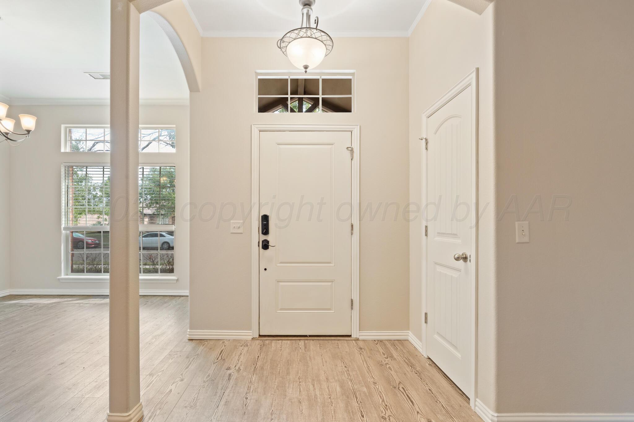 8104 Littlerock Drive Property Photo 3
