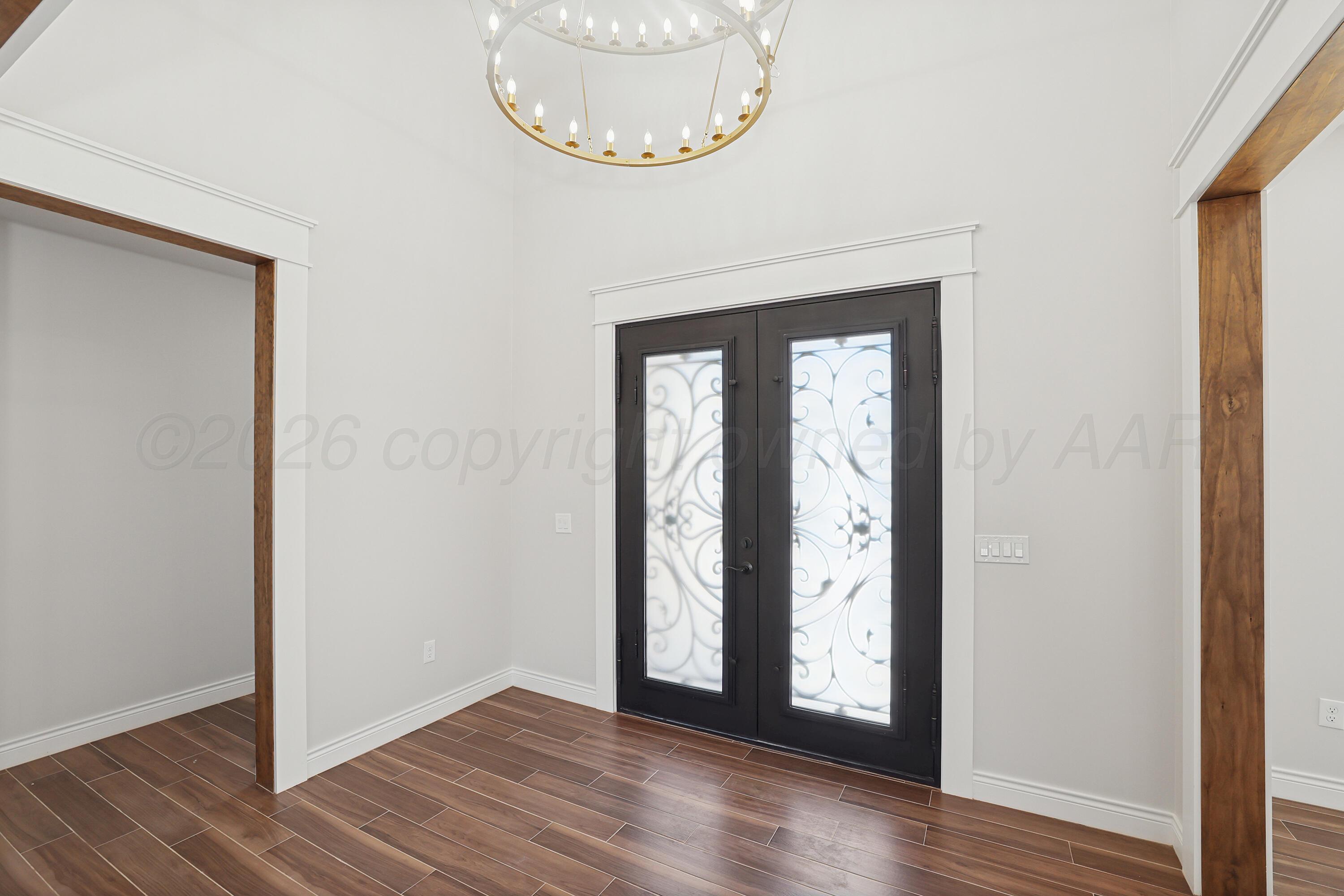 11661 Twin Hills Drive Property Photo 8