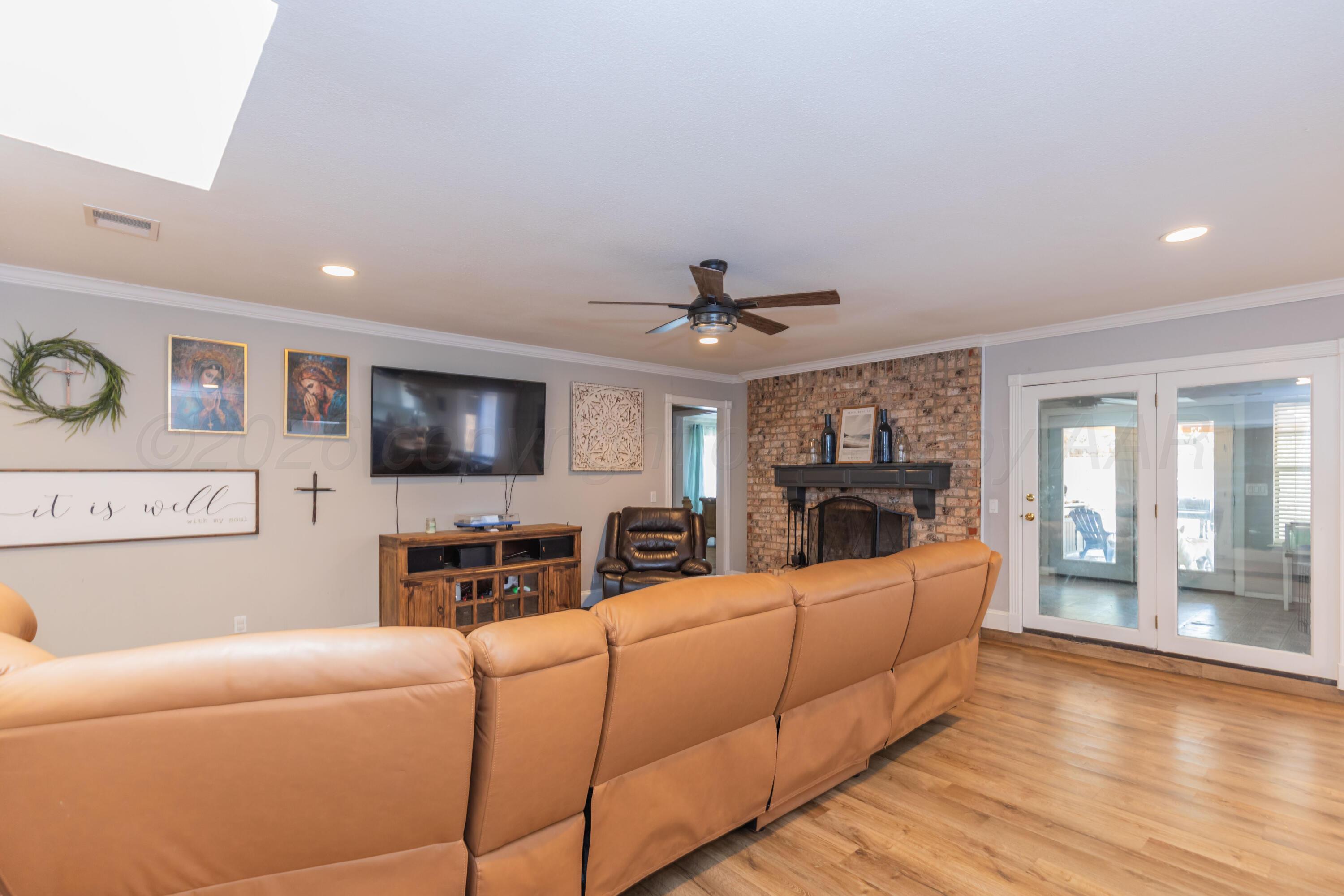 3708 Montague Drive Property Photo 5