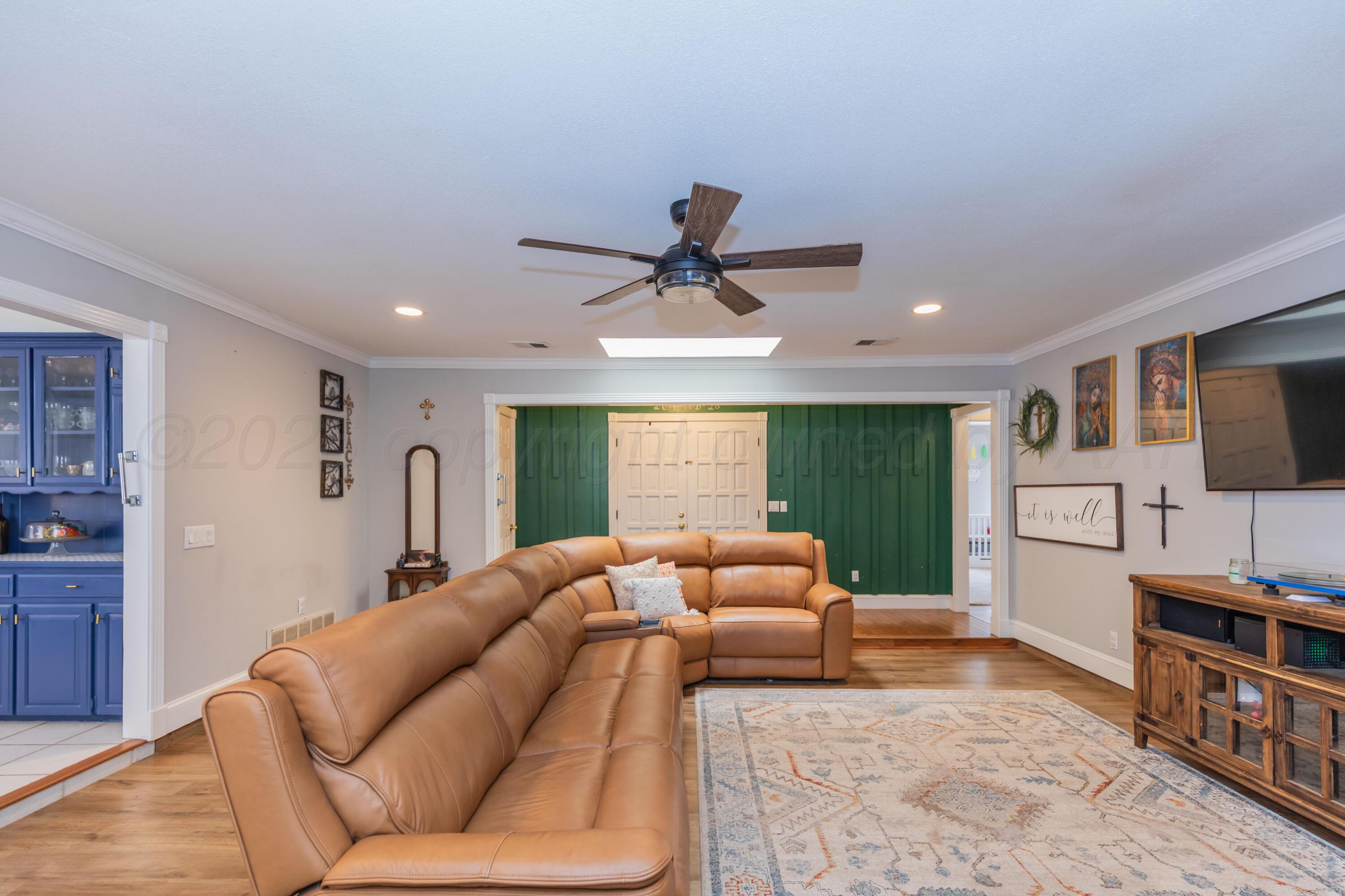 3708 Montague Drive Property Photo 6