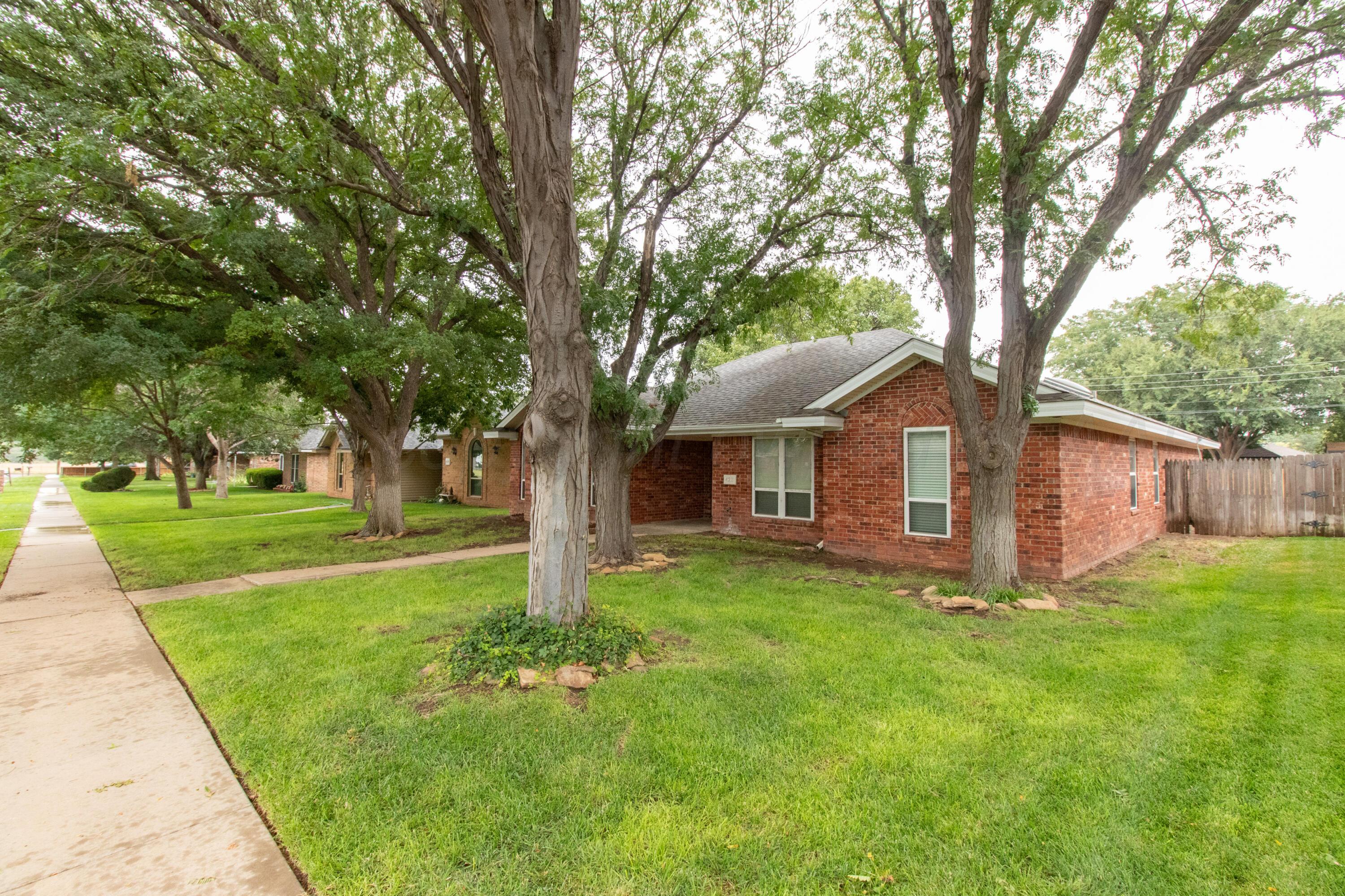 4211 Rondo Avenue Property Photo 3
