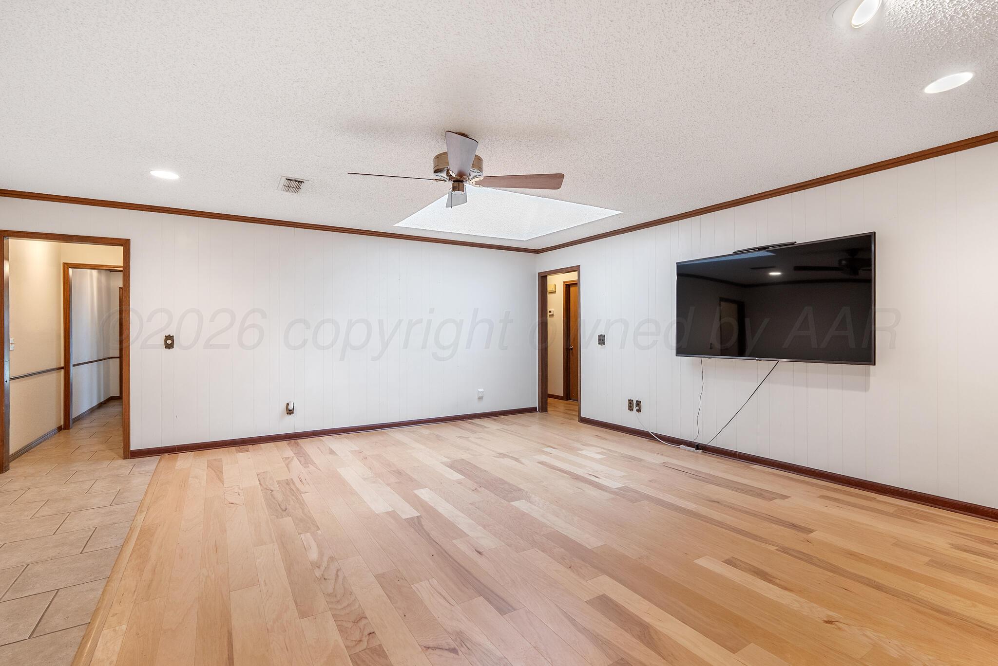 7909 Mitcham Drive Property Photo 4