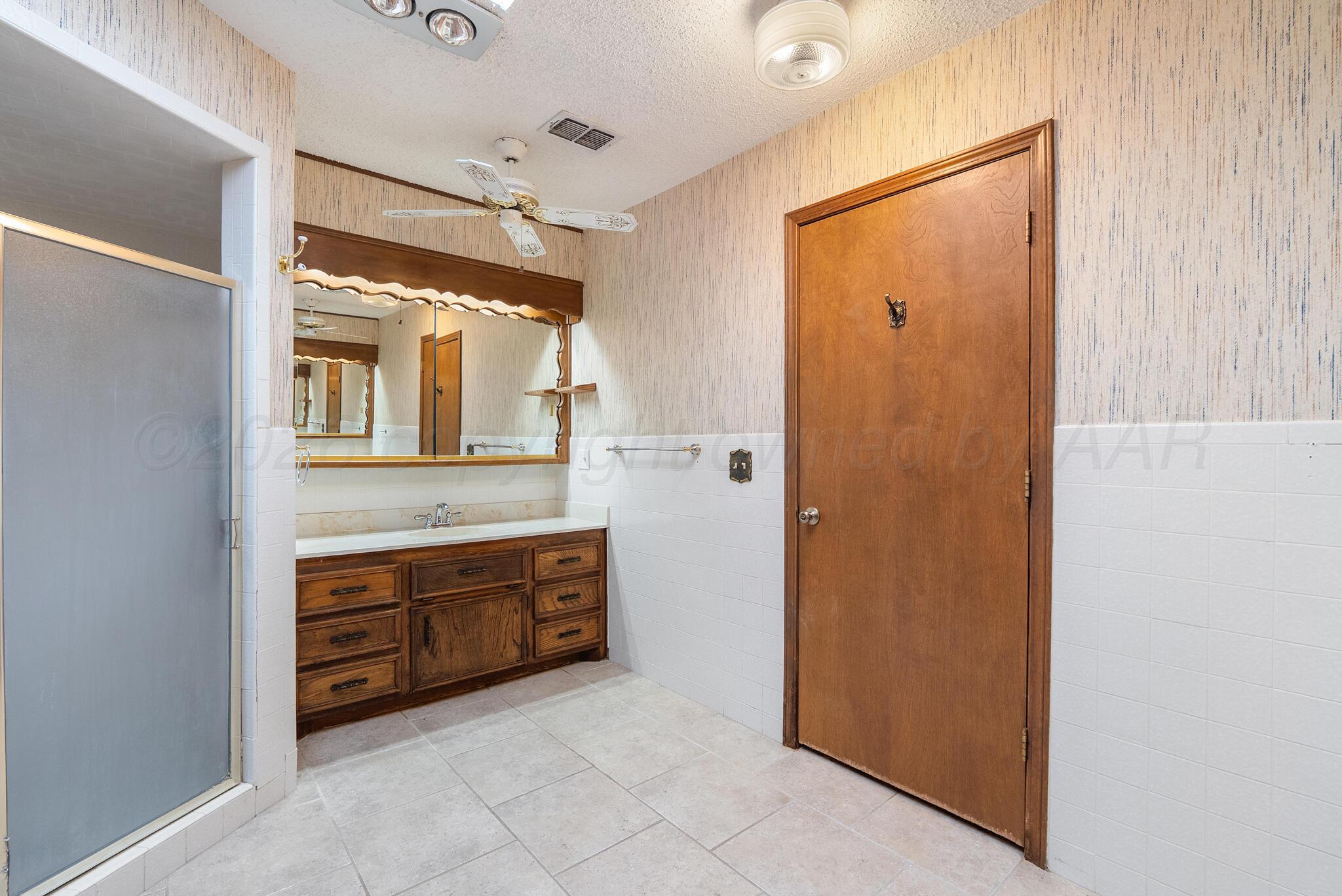 7909 Mitcham Drive Property Photo 15