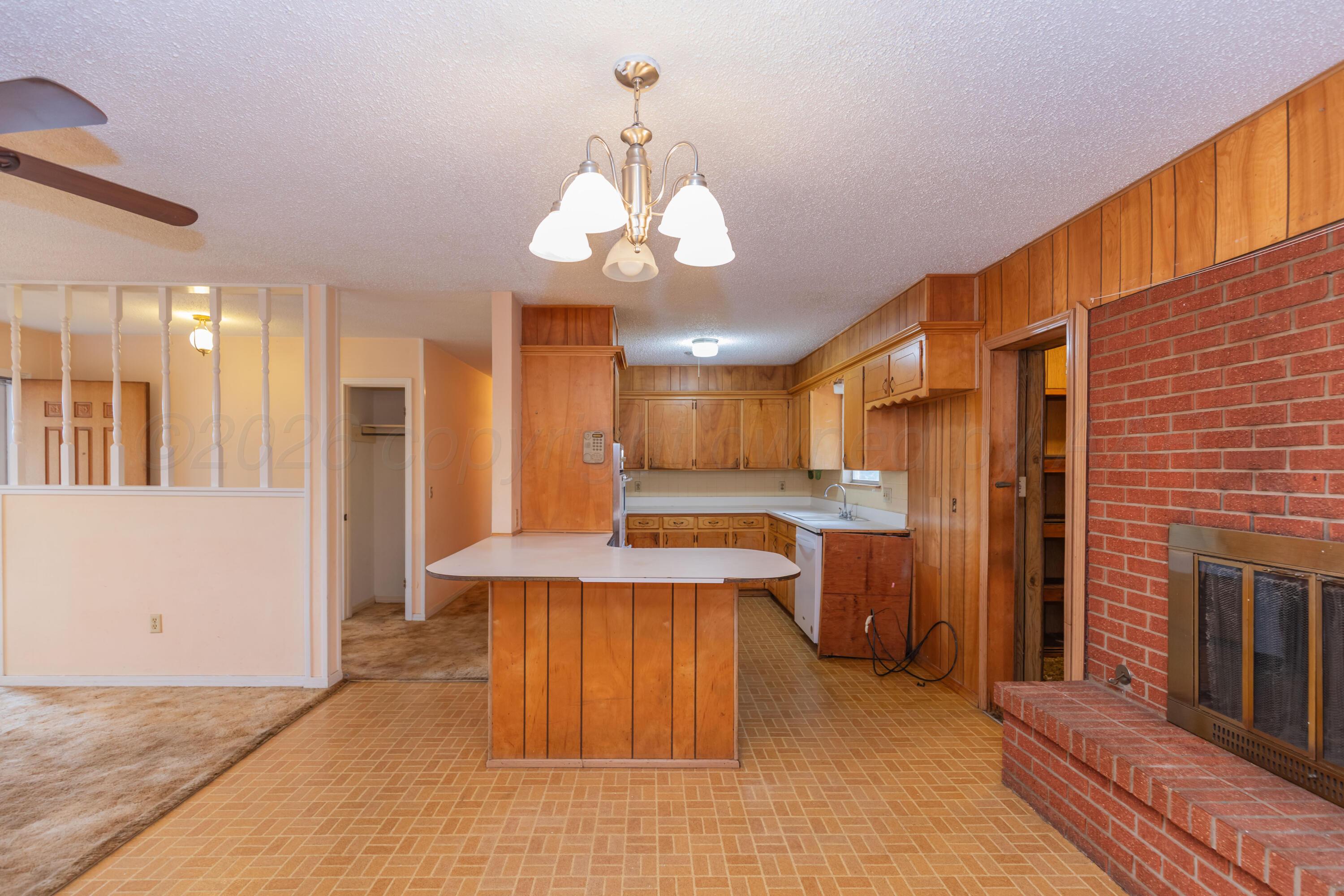 716 Fairlane Street Property Photo 3