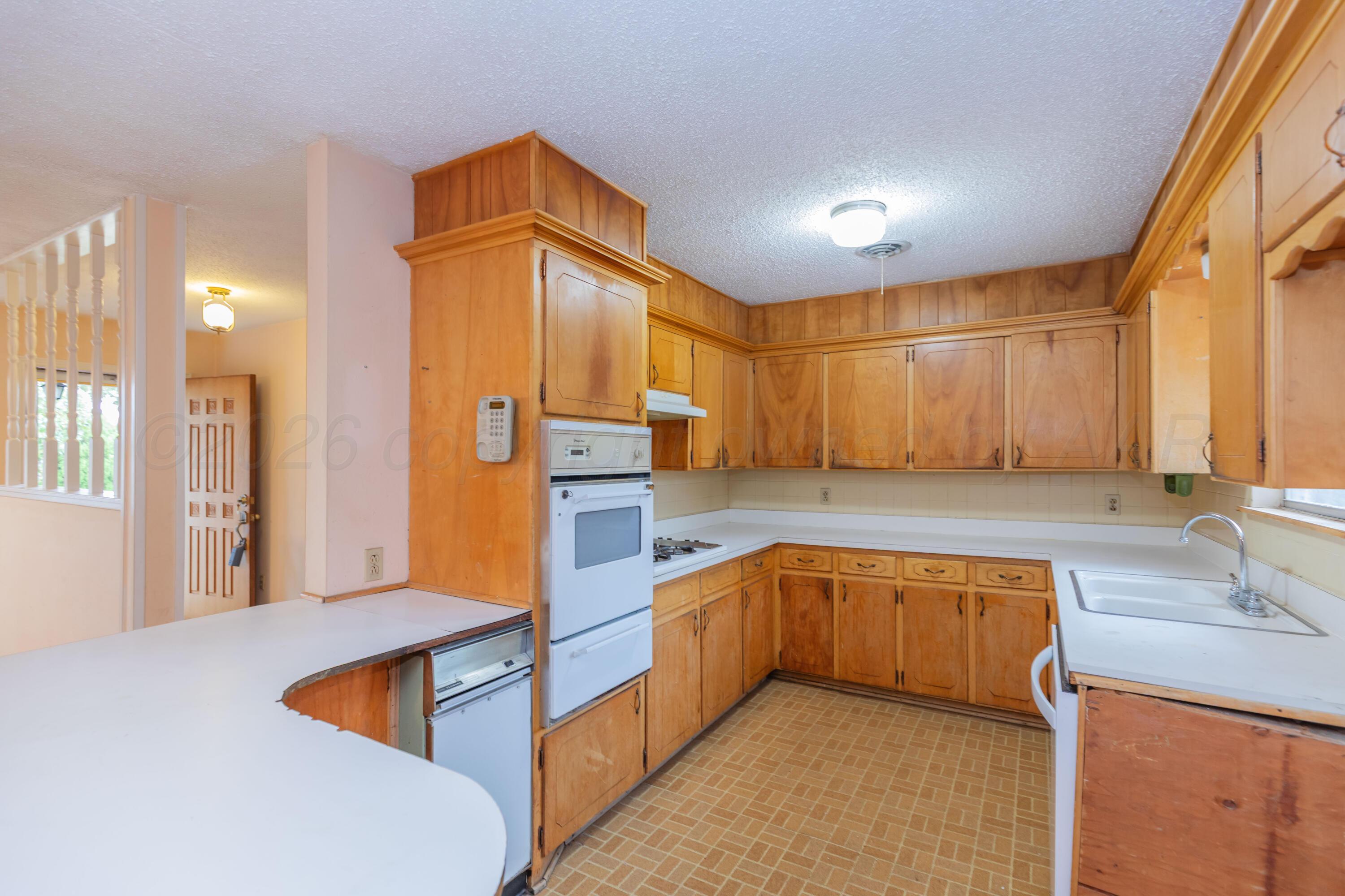 716 Fairlane Street Property Photo 4
