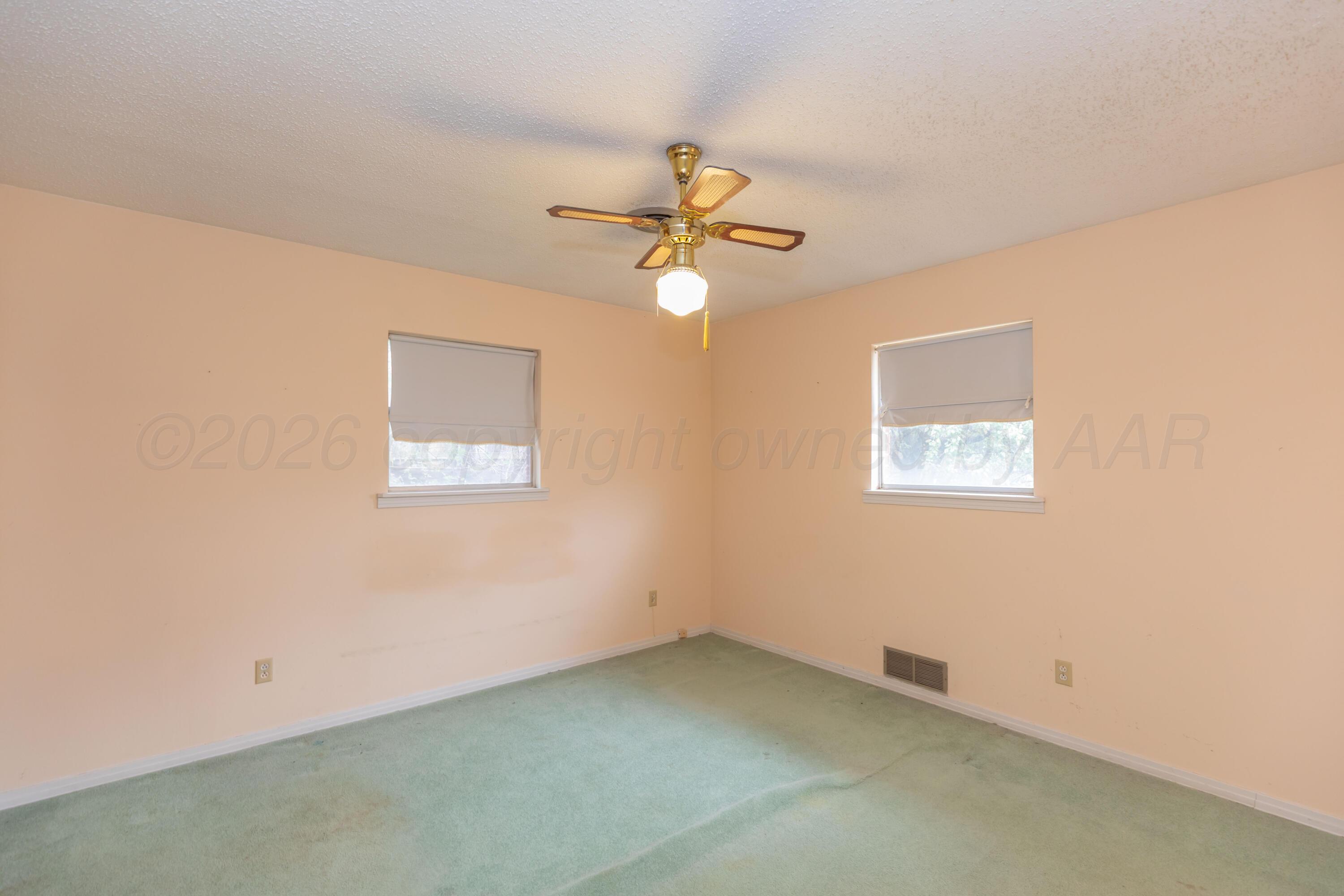 716 Fairlane Street Property Photo 18