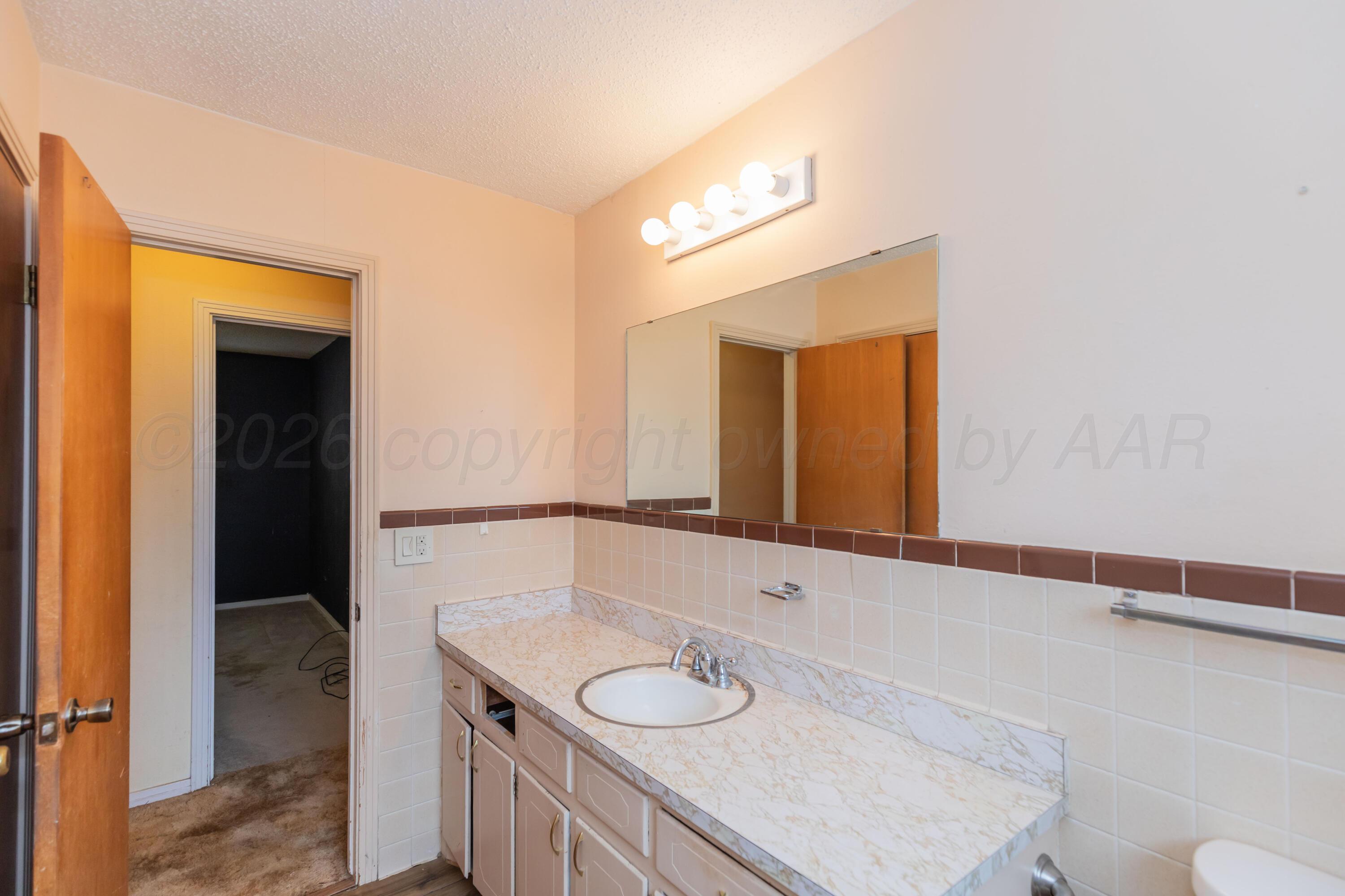 716 Fairlane Street Property Photo 28