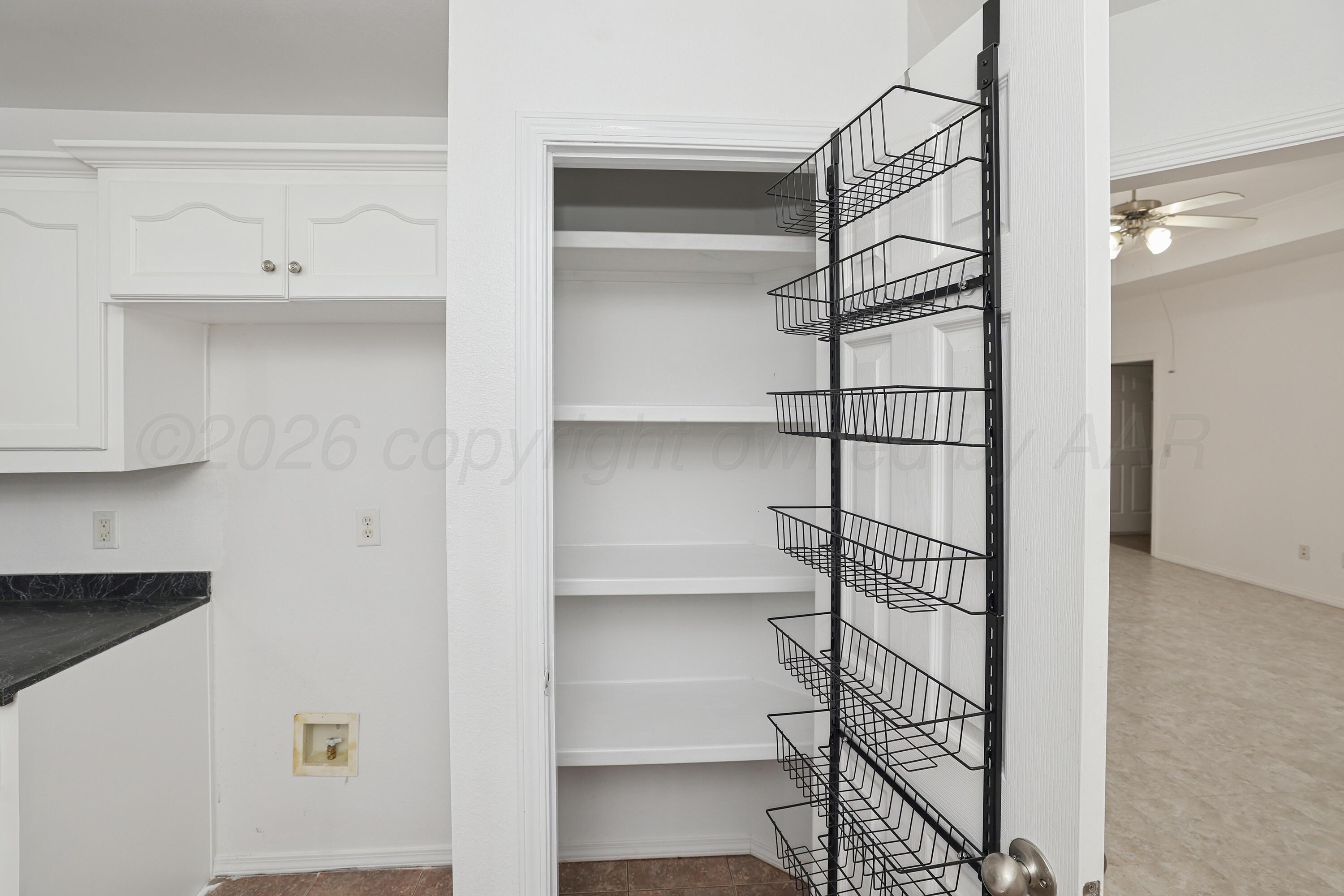 4012 Pine Street Property Photo 10