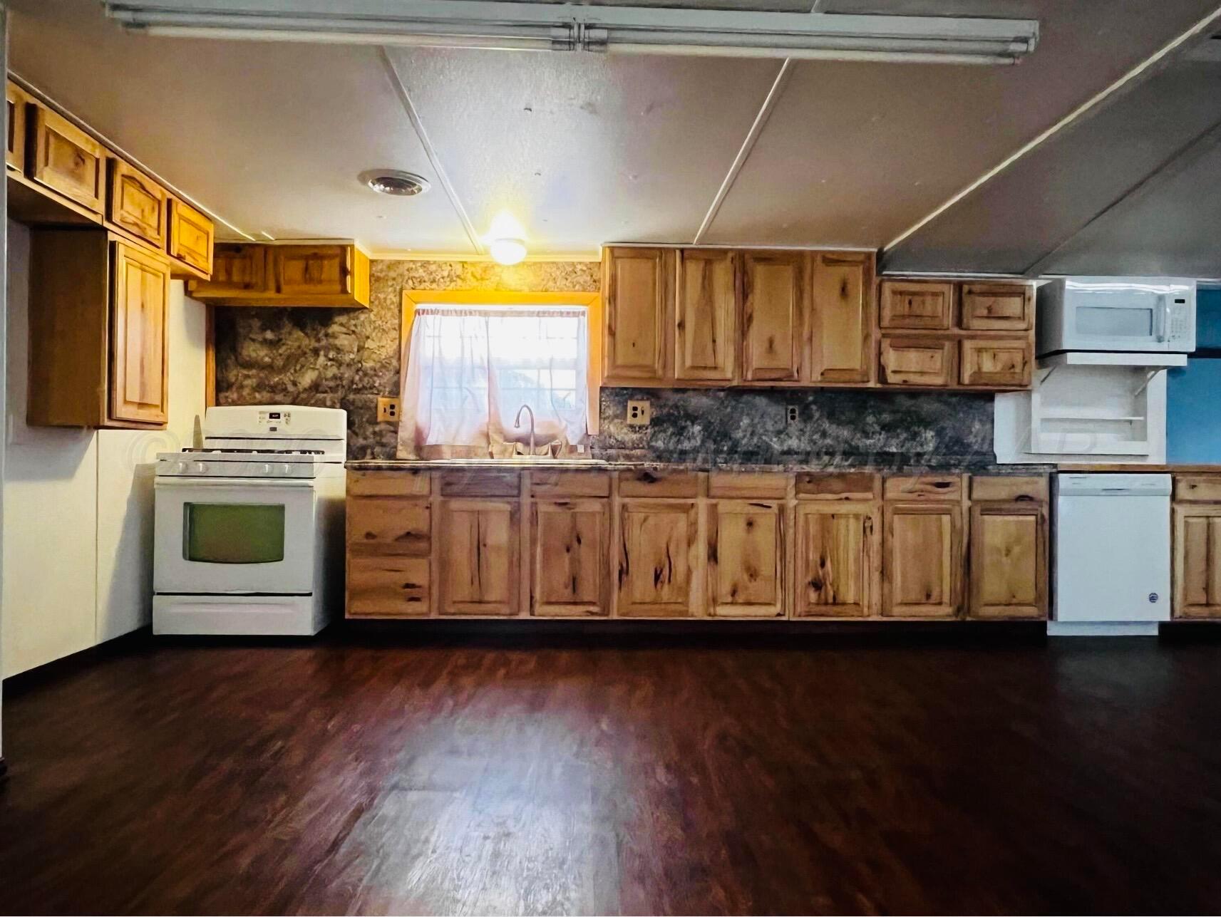 101 Gaines Street Property Photo 16