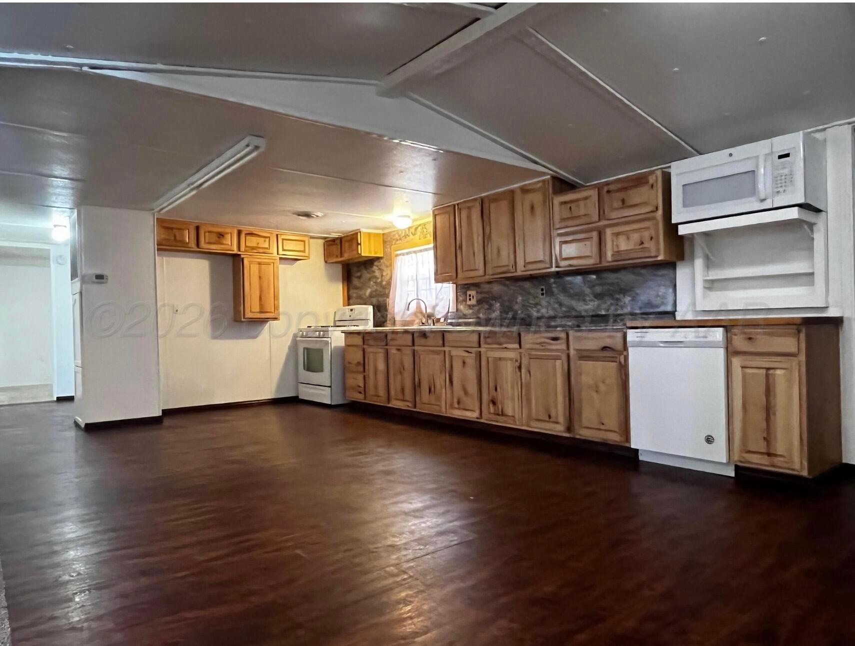 101 Gaines Street Property Photo 17