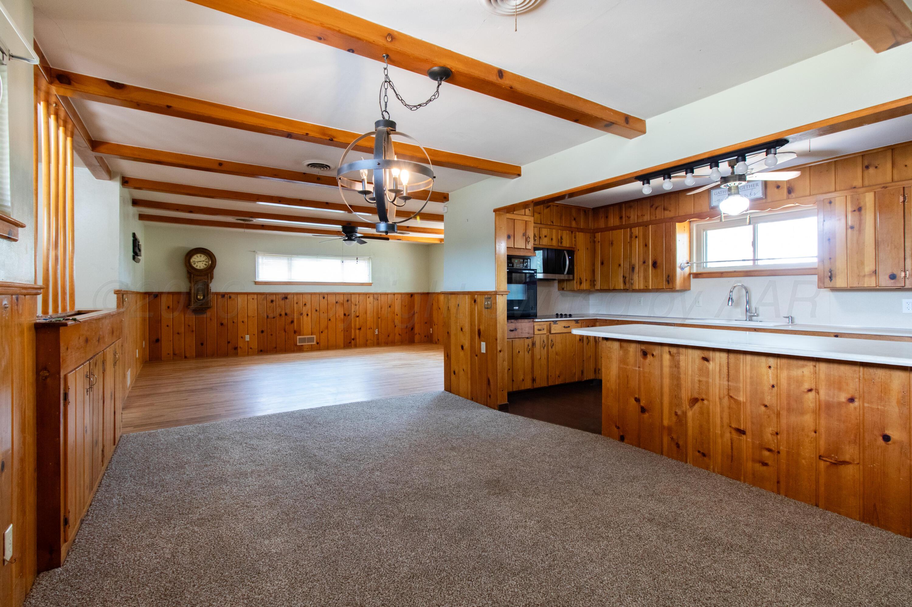 4021 Spark Street Property Photo 5